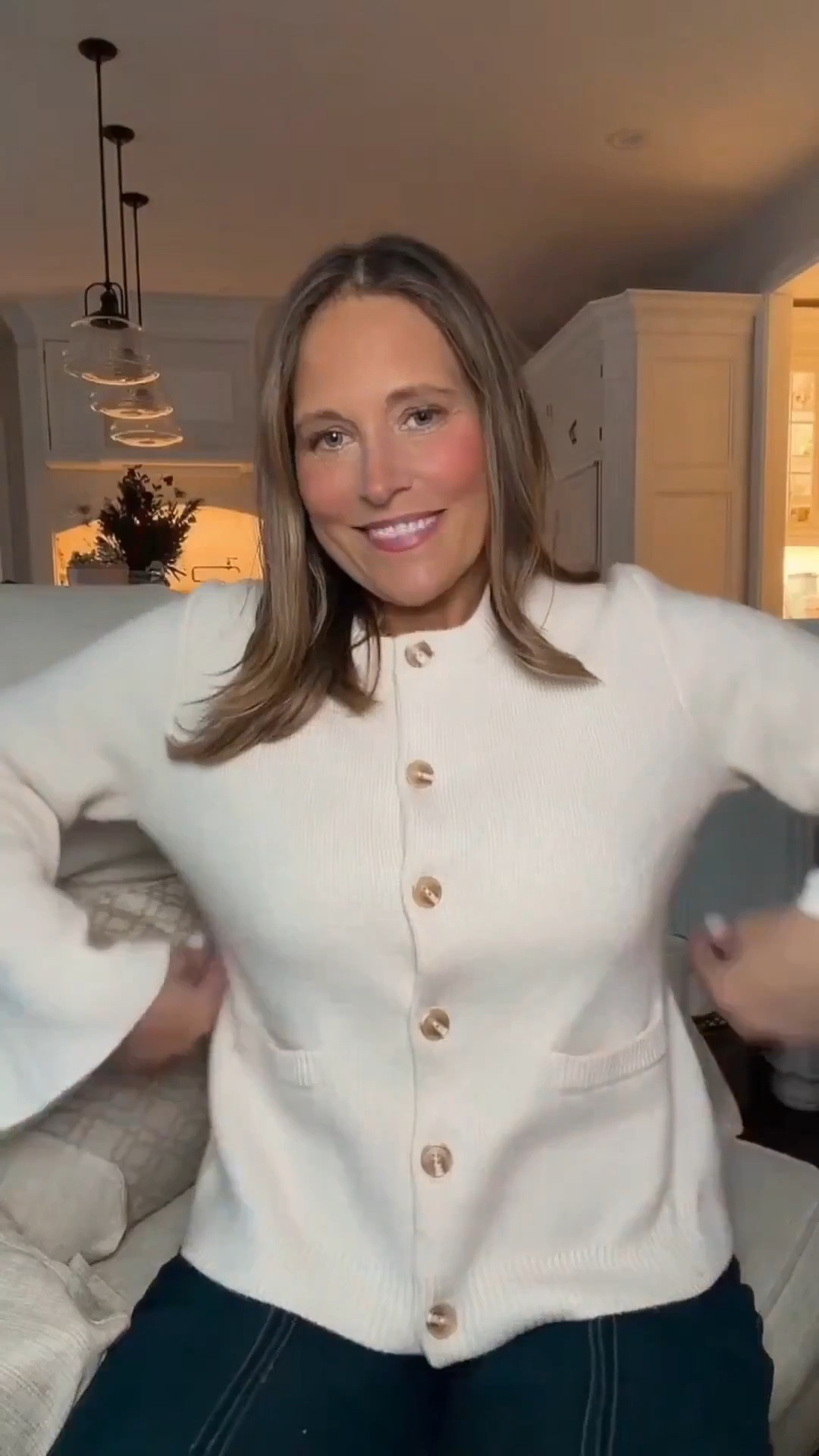 I had to share with you all this amazing cardigan from Quince. It’s chic, made of cashmere, and will instantly become a closet staple. I paired it with these unique jeans that have a cool look to them. 

#LTKMidsize #LTKSeasonal #LTKOver40