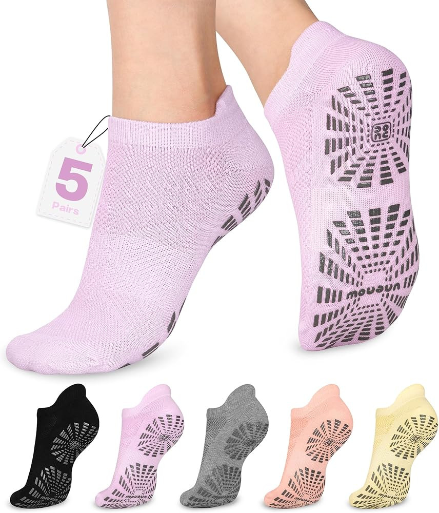 unenow 5 Pairs Pilates Socks for Women Non Slip Socks with Grips for Yoga Hospital Barre Barefoot | Amazon (US)