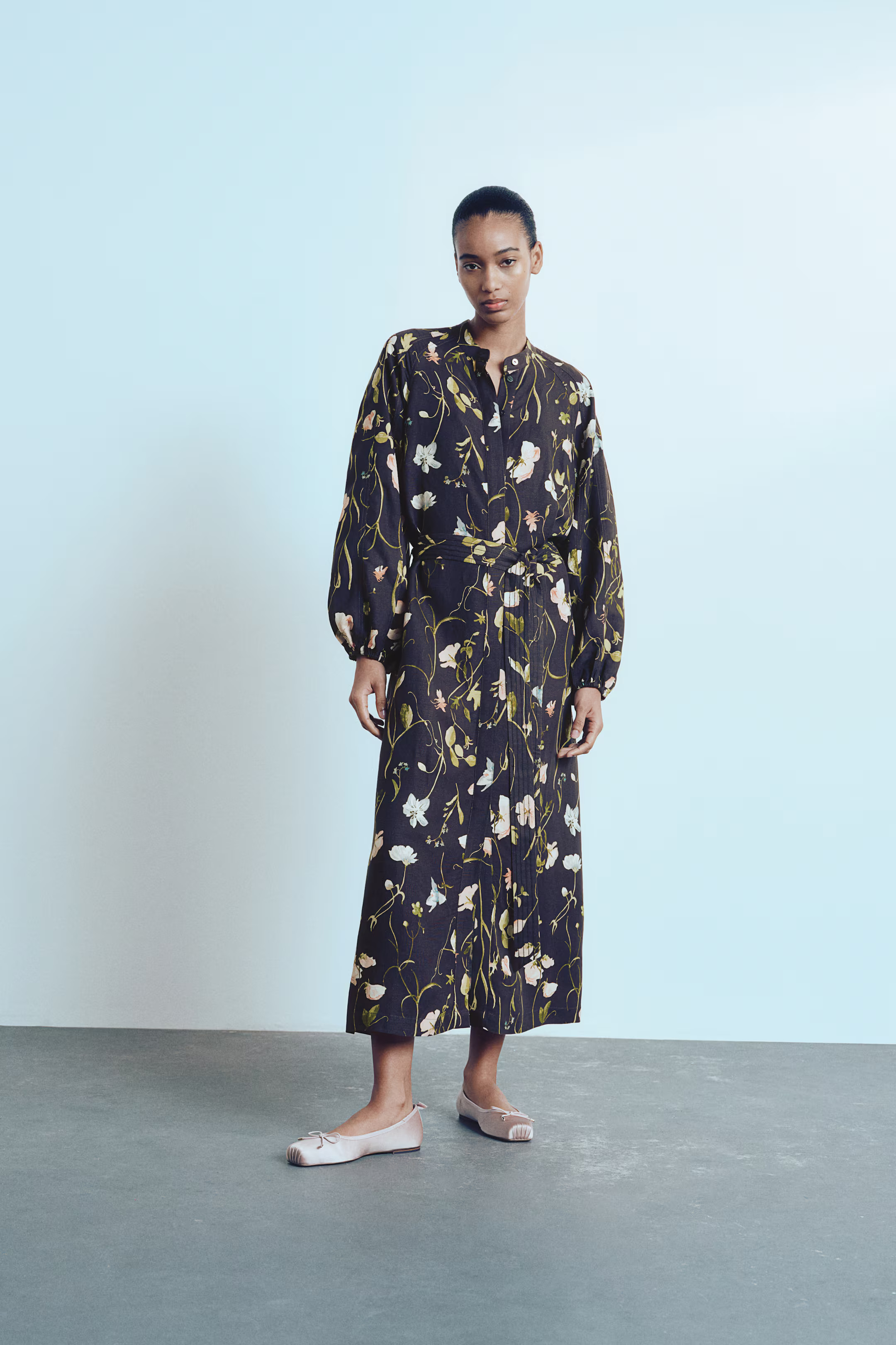 Linen-blend tie-belt dress | H&M (US + CA)