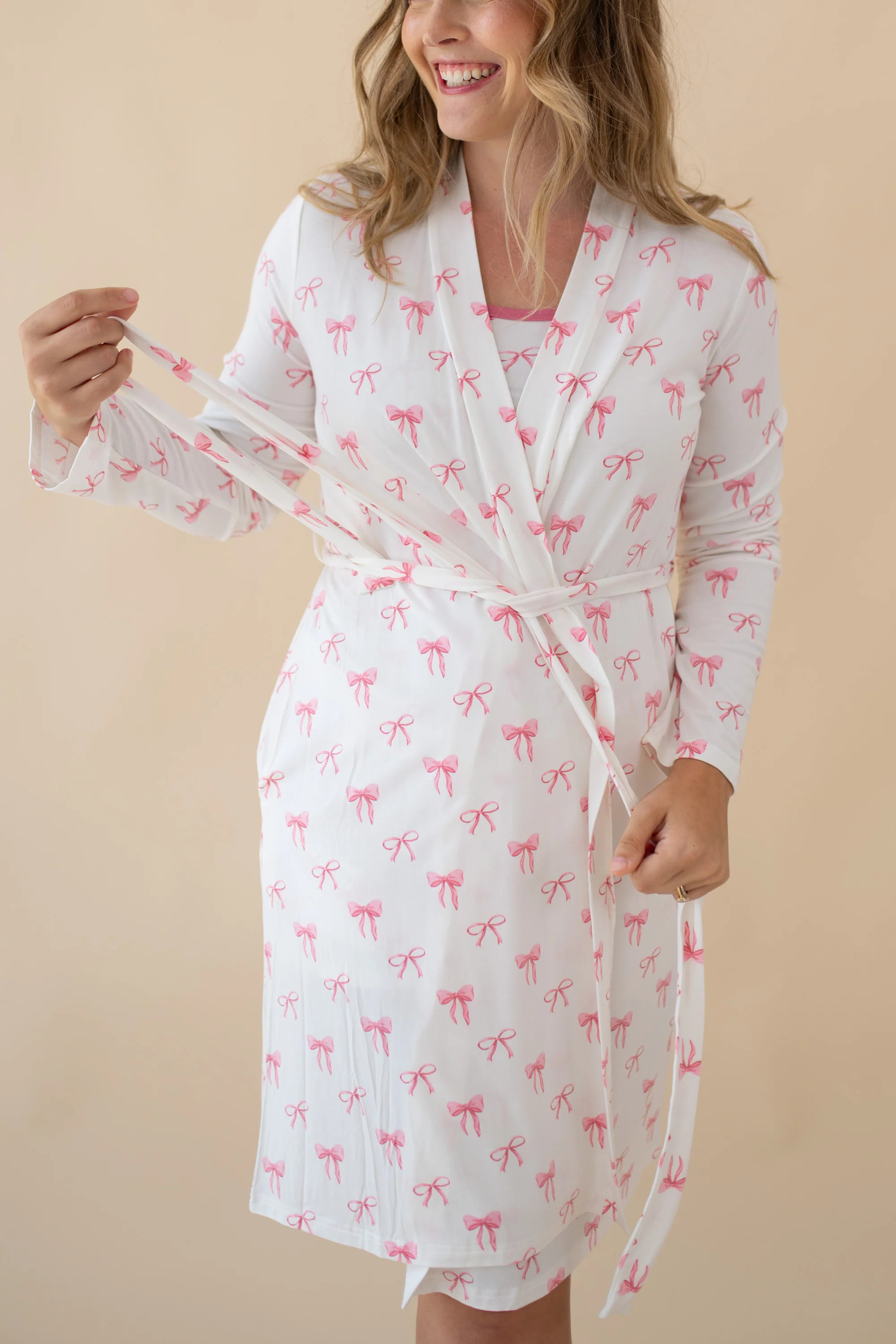 Women’s Lounge Robe in Bow | Kyte Living