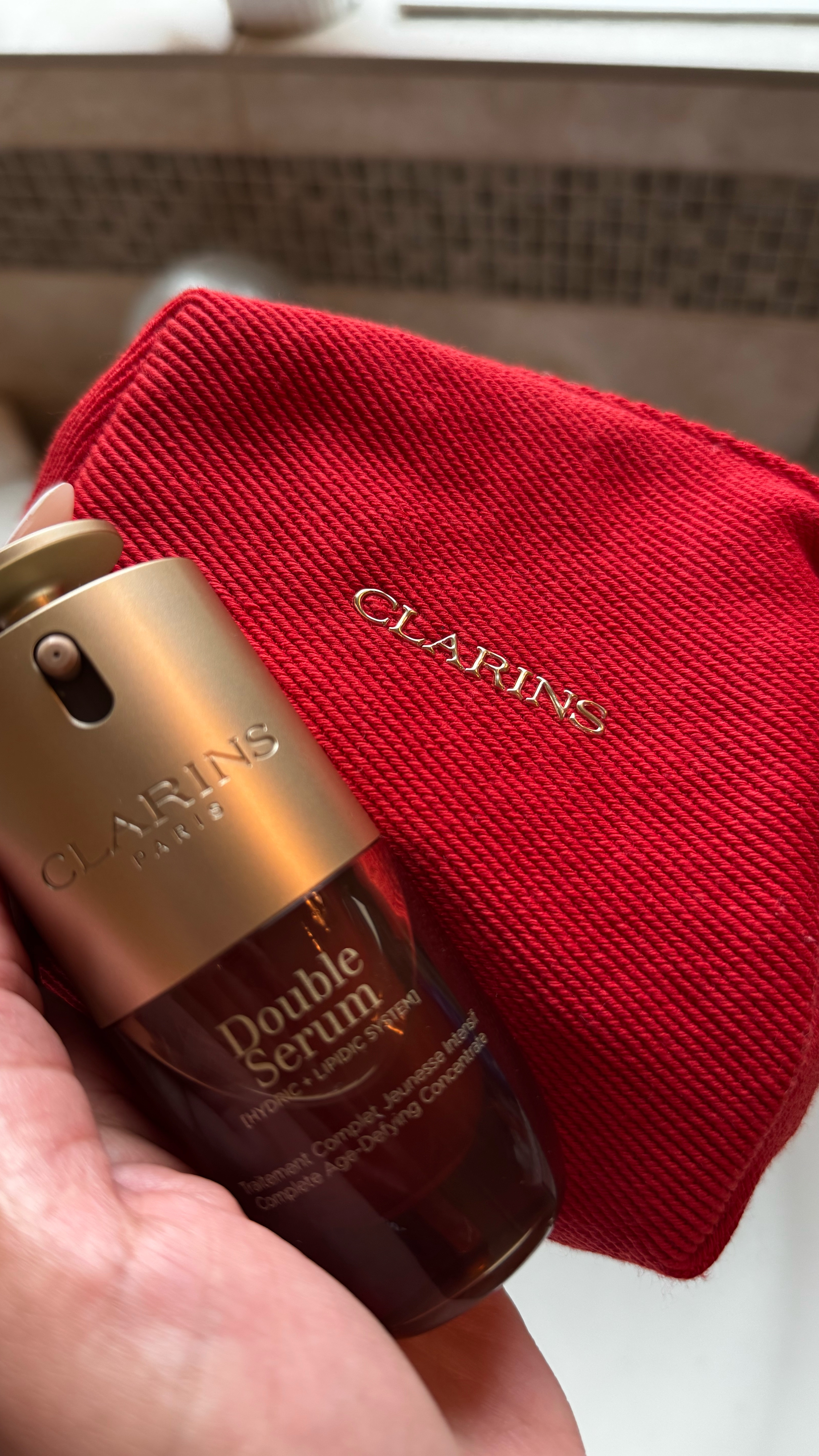 Skincare that has changed my skin! It’s so plump, glowy and hydrated. #Clarins #LTKSkincare#LTKSummerEdit 

#LTKBeauty #LTKFindsUnder100