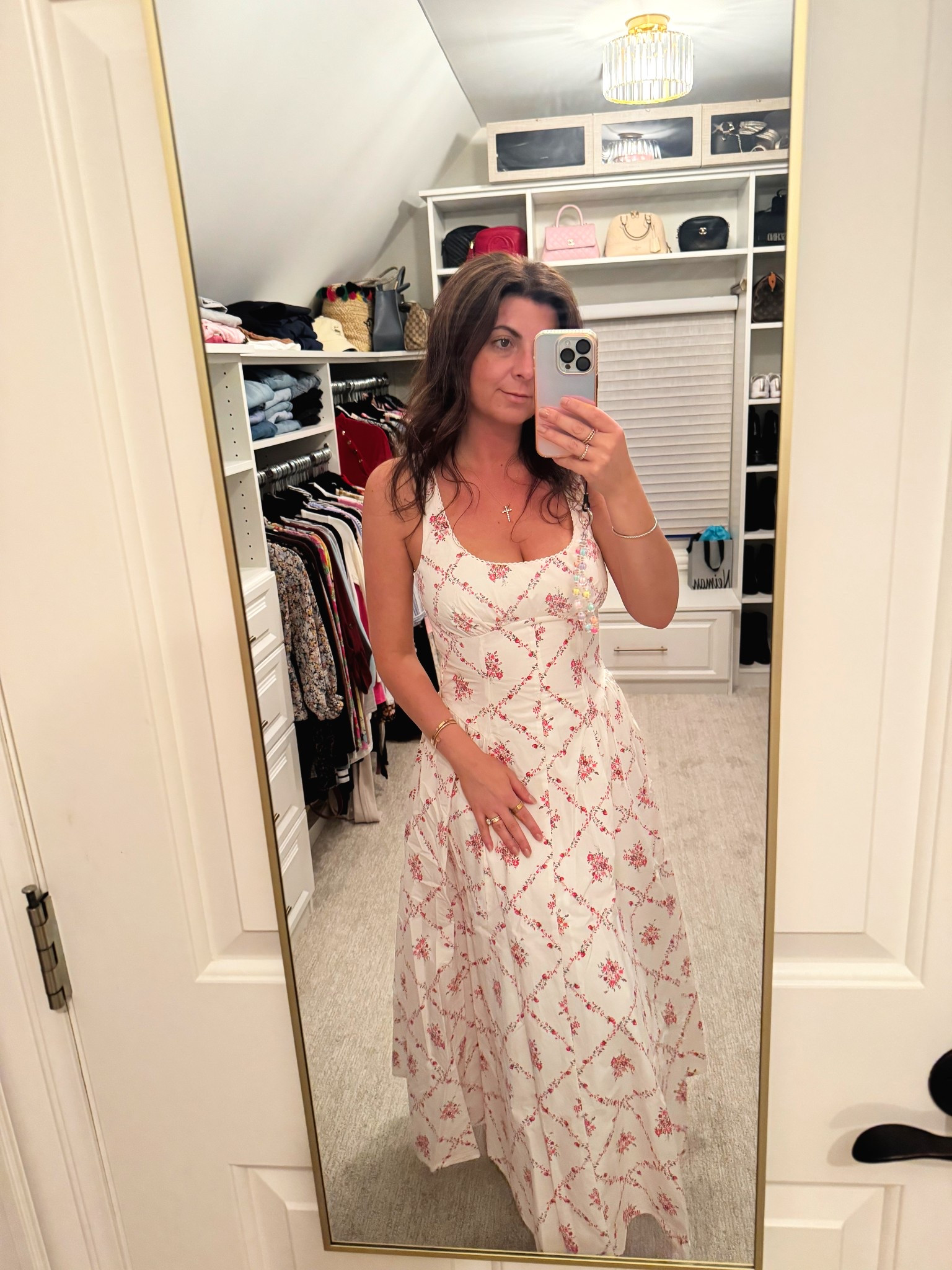 On sale + I own this in 3 colors 🤍

One of those easy summer dresses that always works—lightweight, flattering, and you can throw it on for literally anything.

I’ll be wearing this for work, Mother’s Day, dinners, and just everyday when I want to feel put together without thinking. Love that it’s bra-free and so effortless.

#LTKSaleAlert #LTKmomlife #LTKMothersDay
