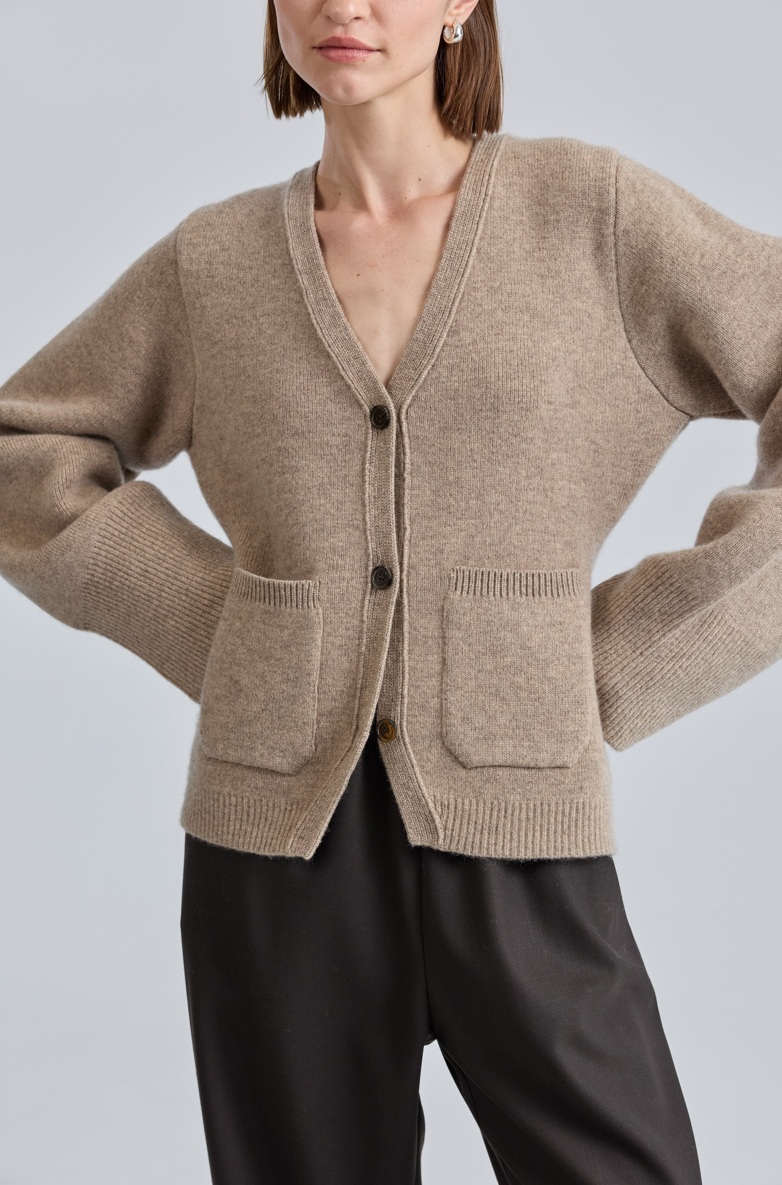 V Neck Cardigan | Almina Concept