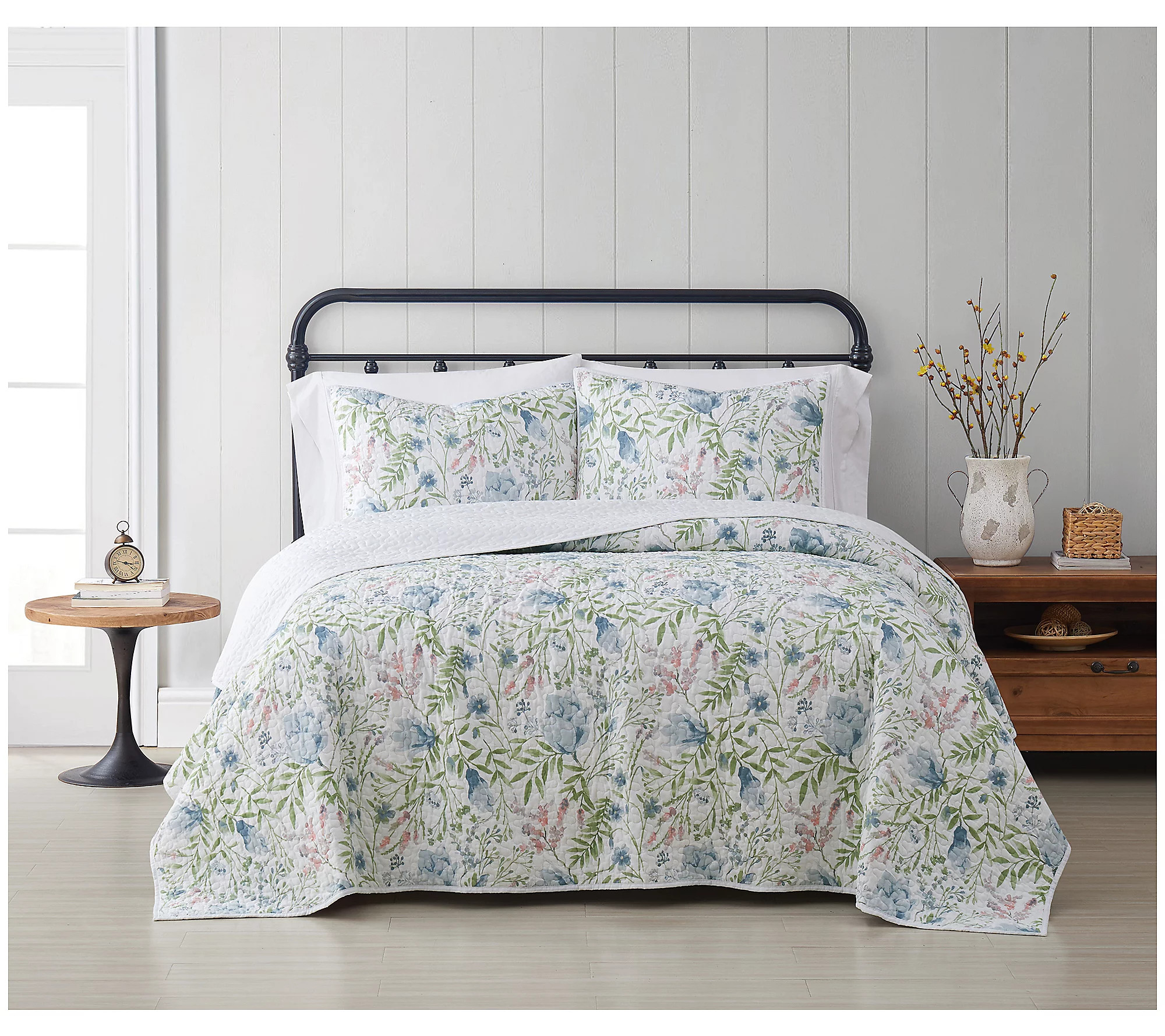 Cottage Classics Field Floral 3-Piece King Quil t Set | QVC