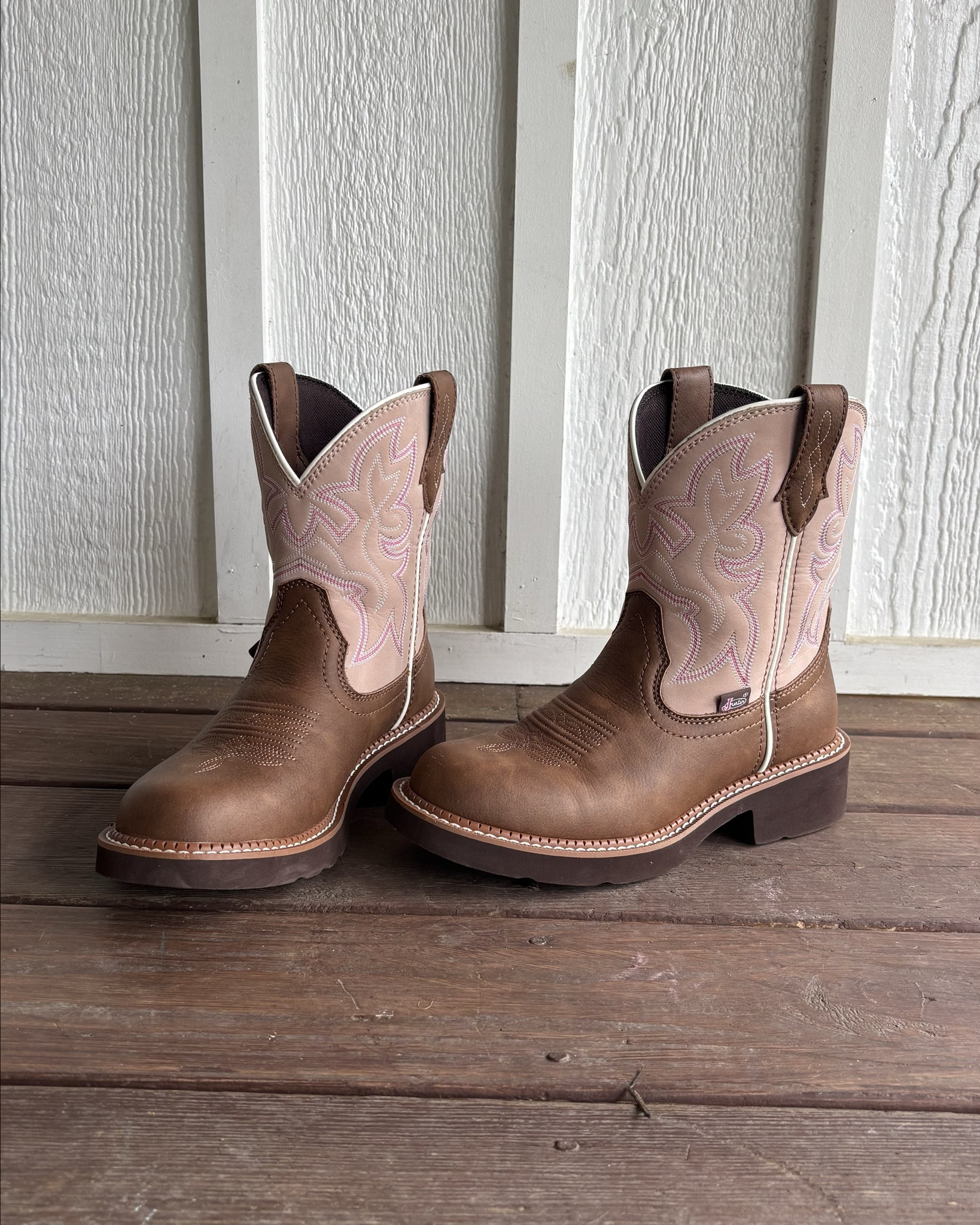 Shared the Justin Kay work boots back in February and still as obsessed with them now! These have an 8” shaft so very similar to the fat baby’s from ariat! They are breathable and perfect for summer days working in a pasture or just an evening walking the property! Love the affordability and functional fashion that Justin offers!

#LTKFindsUnder100 #LTKSummerEdit #LTKShoeCrush