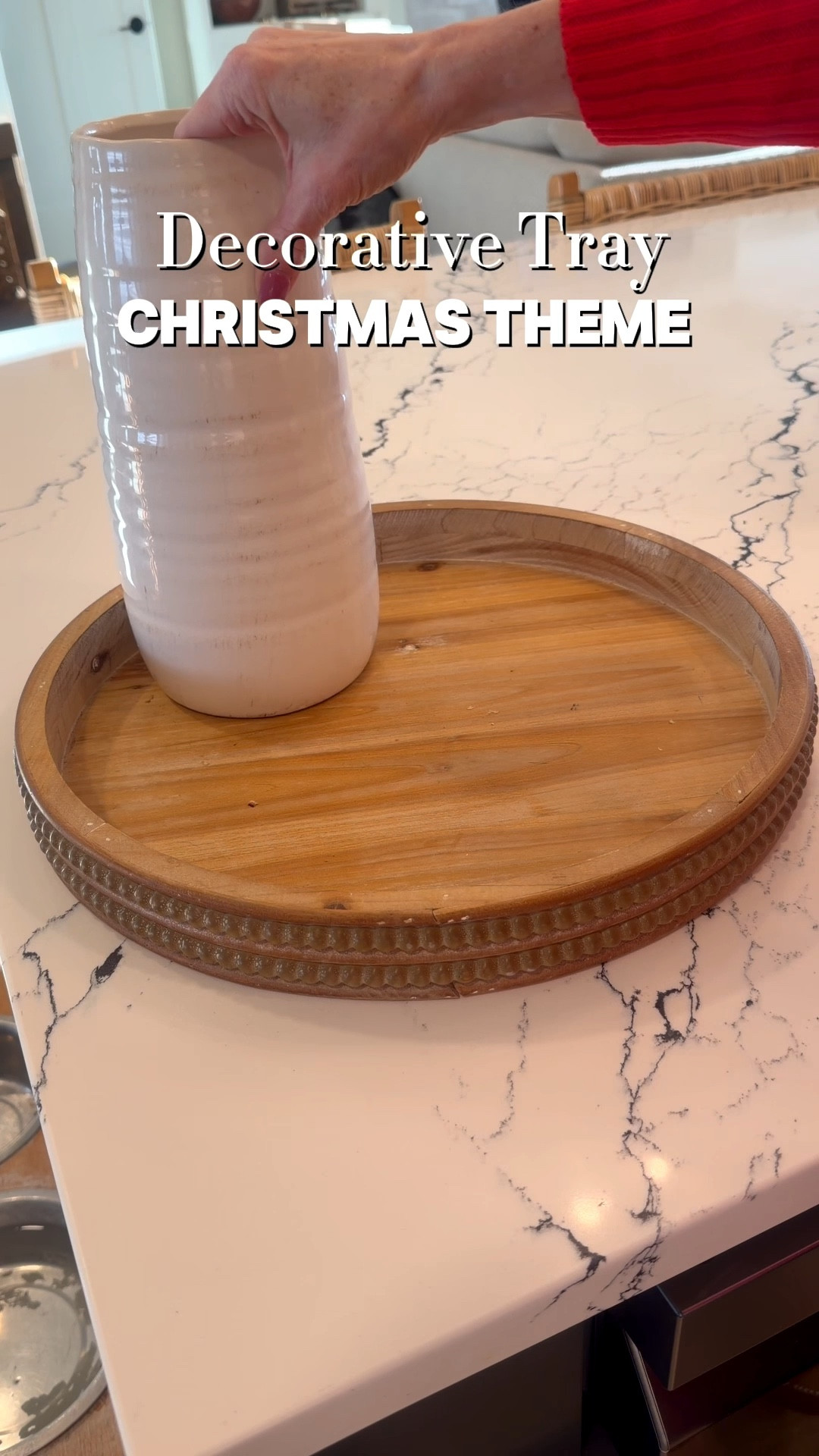 Set up my Christmas themed decorative tray with me 🎅



#LTKHome #LTKSeasonal #LTKHoliday