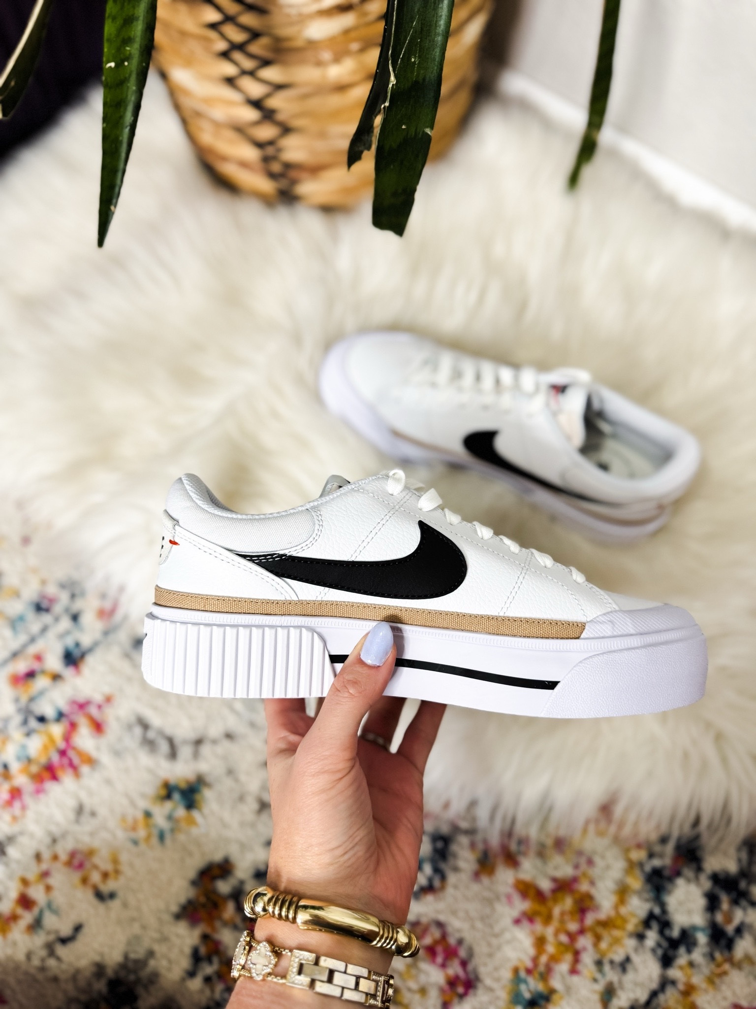 Nike on sale! I went down half a size for these! 





Winter outfit
Winter fashion
Amazon winter outfits
Trending winter fashion 
 casual winter outfits | winter fashion | size 4-6 | cold weather outfits | winter outfit ideas | layering outfit for the cold| winter fashion 2025 | outfit inspo | outfit ideas | winter outfits amazon  | casual outfit Ideas  | Outfits | Amazon Casual Outfit | Cute casual outfits | Preppy Outfit 

#LTKootd #LTKSaleAlert #LTKFindsUnder100