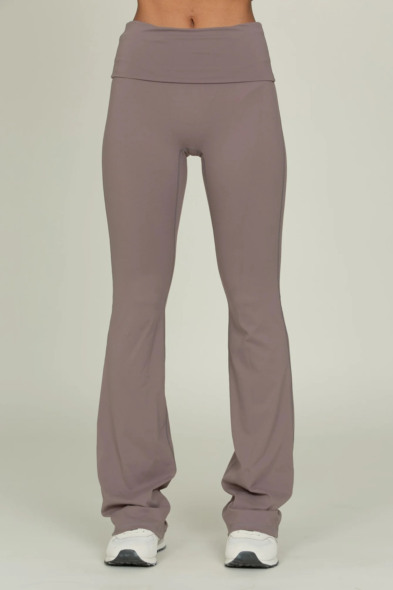 Ash Essential Foldover Flare Pant | Gold Hinge