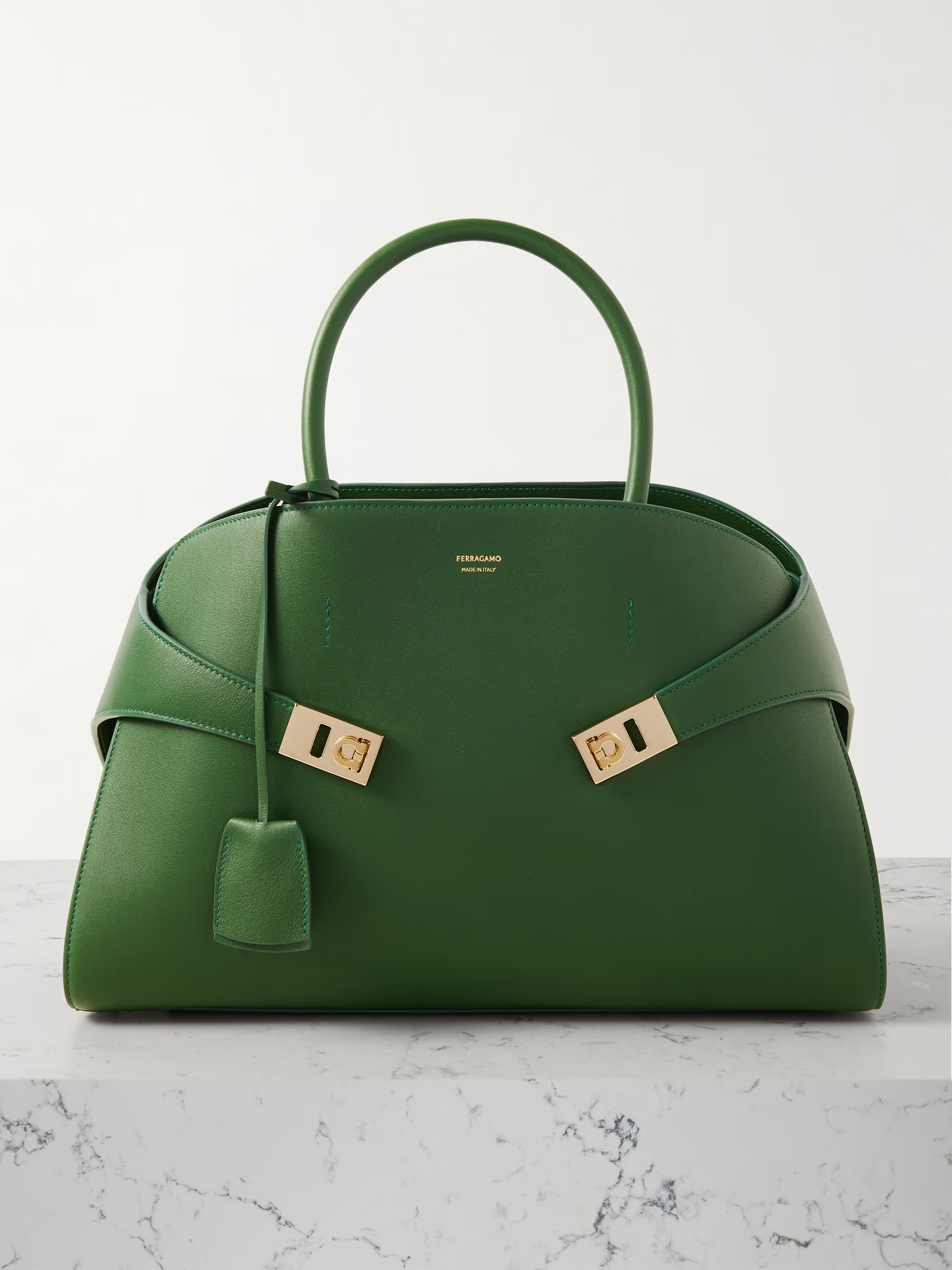 Hug medium leather tote | NET-A-PORTER (UK & EU)