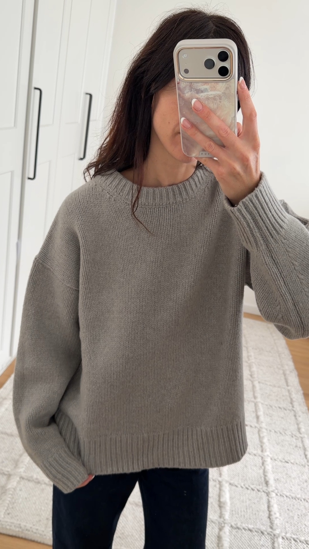 Just a reminder you can get 25% off this knit with code LOVE. I wear size M