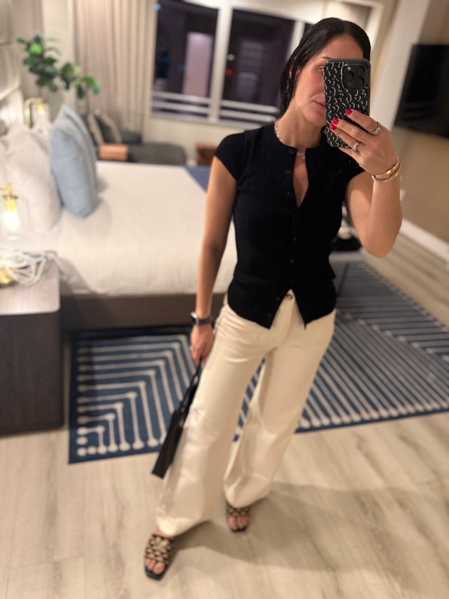 Florida nights 🌴

#LTKootd #LTKmomlife #LTKdayinmylife