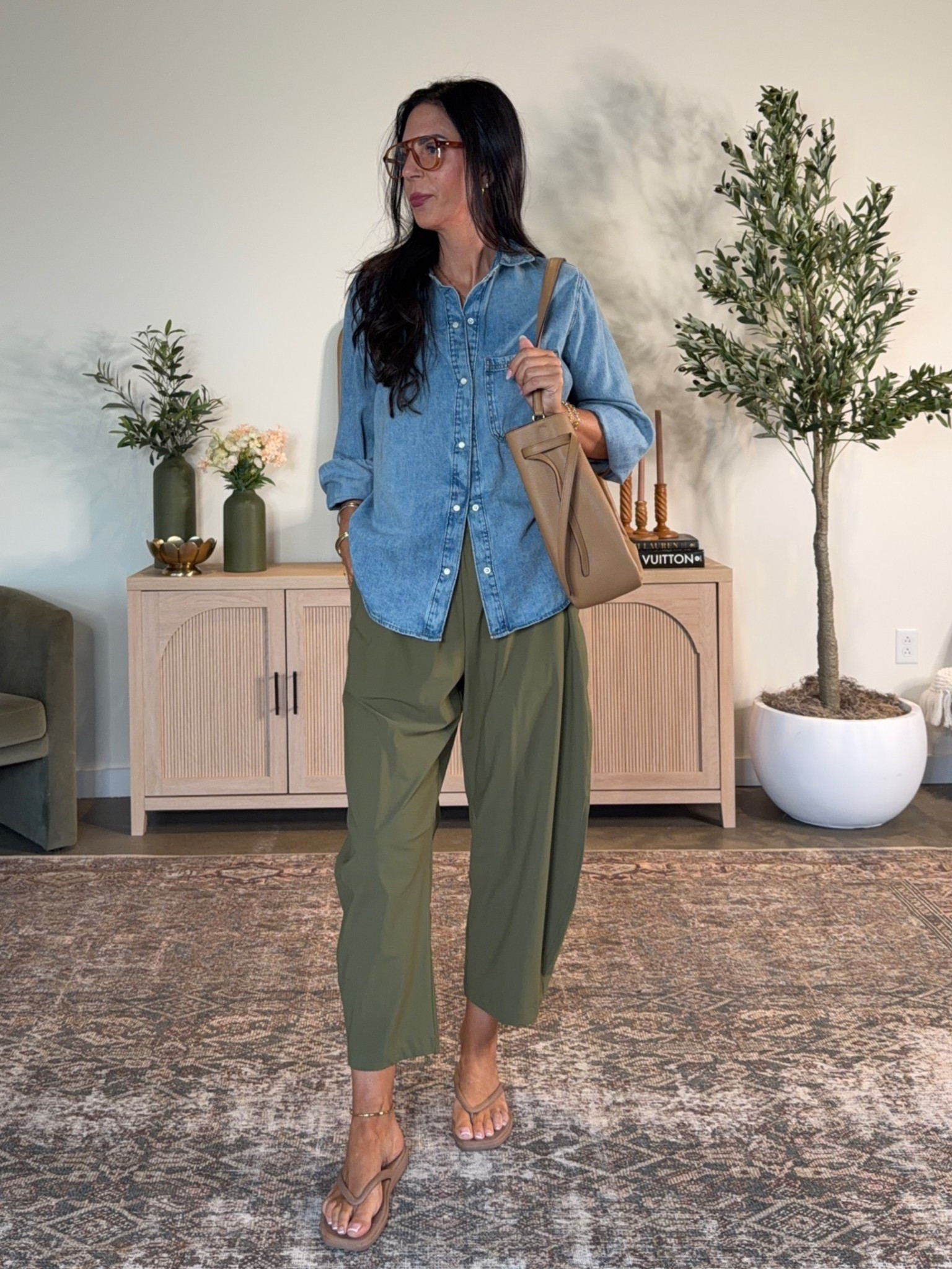 @Target  pre fall looks 
A denim shirt is a staple all year along 
Size medium for oversized look  
These barrel pants are non wrinkle and can be worn together or separate 
Size small

#LTKU #LTKOver40 #LTKgrwm