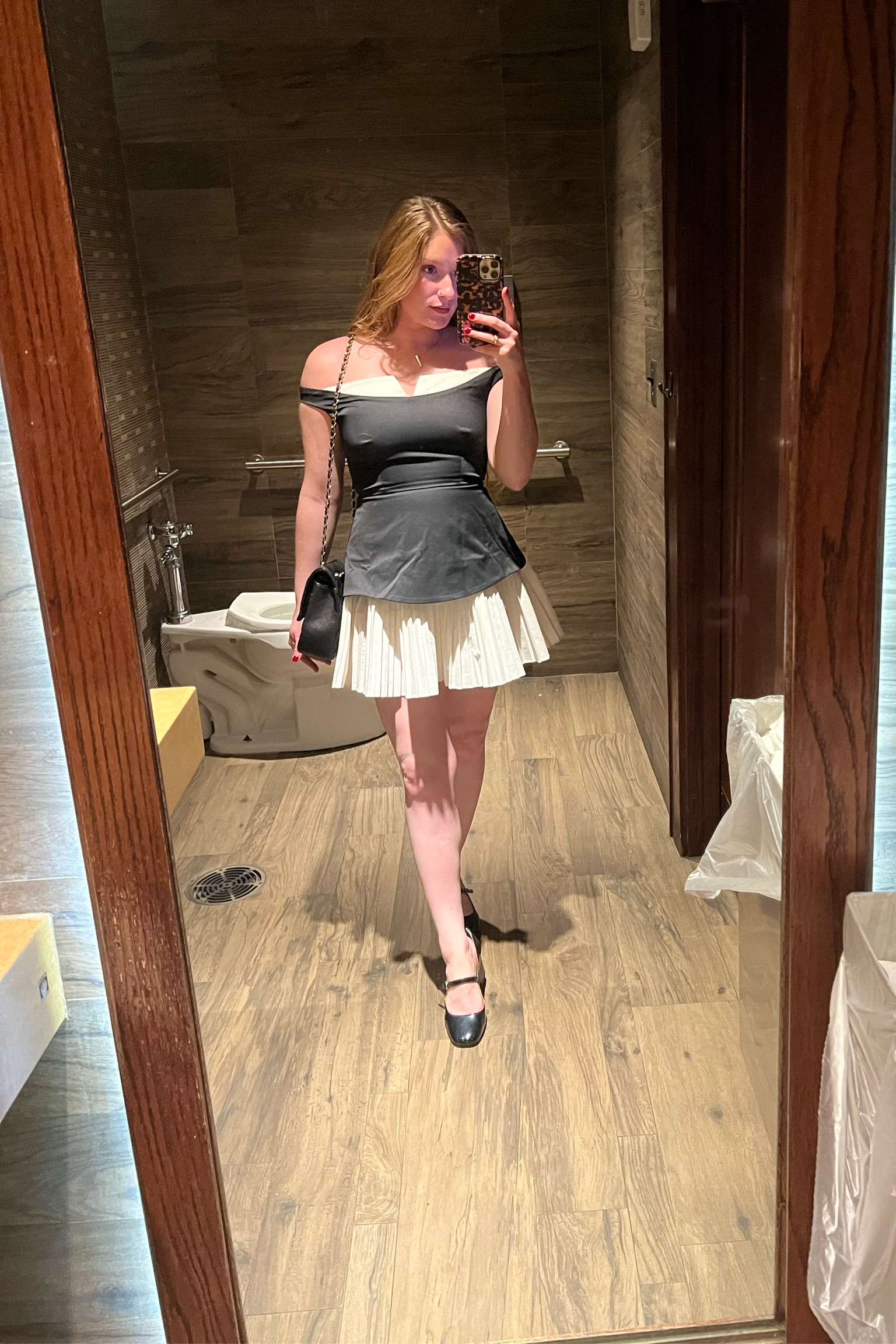 Redheaded muse


#LTKParties #LTKSeasonal #LTKBeauty