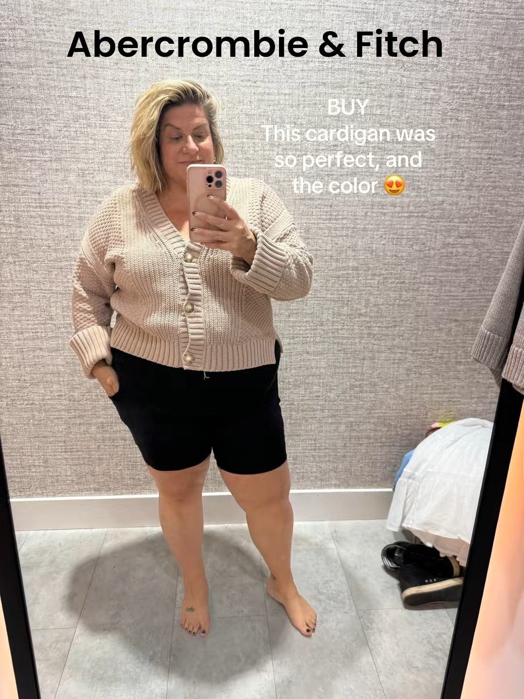 This cardigan in an XL fit me perfect. It had a size slit which is a must for plus-size fashion in my opinion. I loved the color and the quality. For reference I am a 44C, 250lbs, 5'4" 

#LTKPlusSize #LTKFallSale #LTKOver40