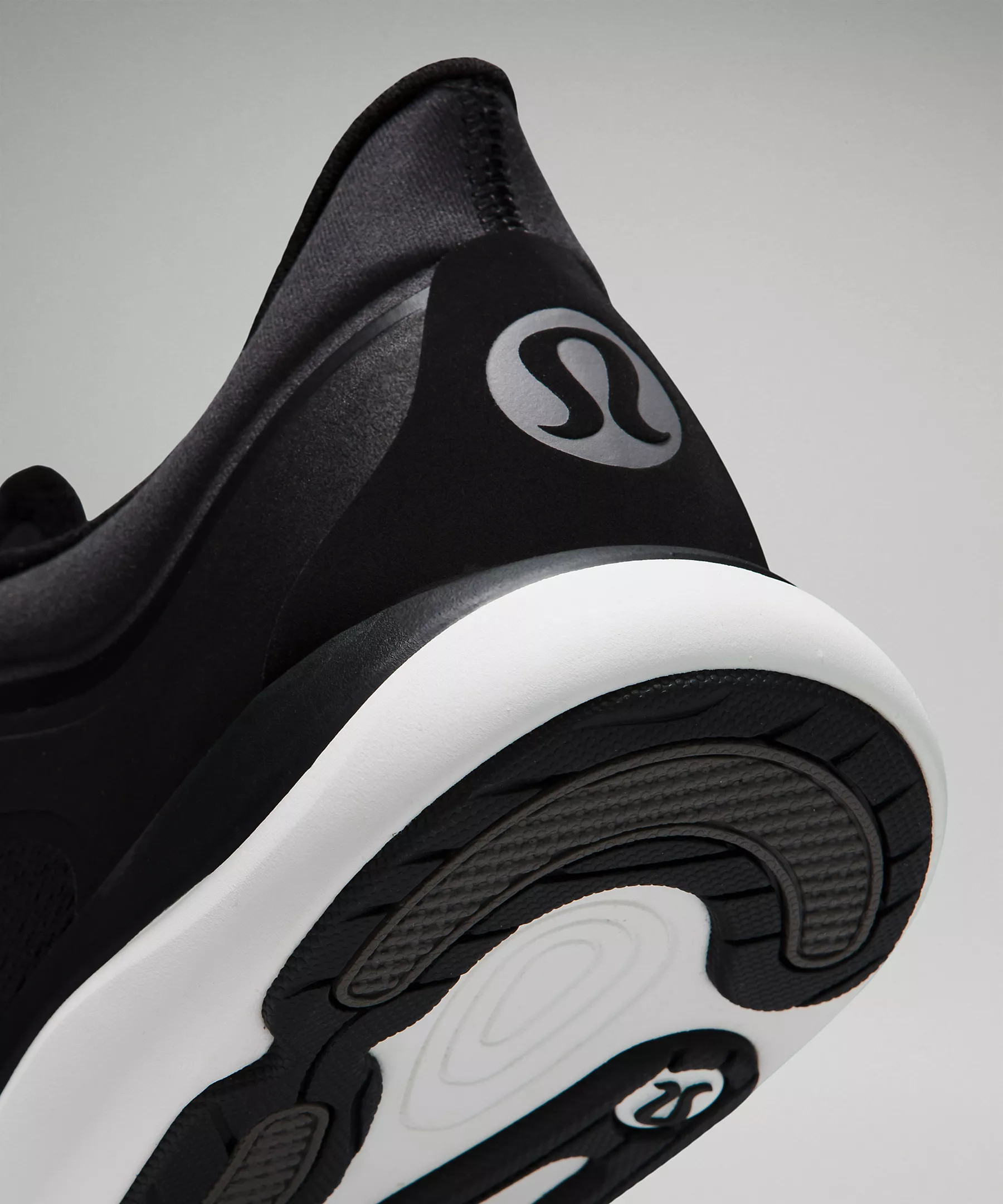 Chargefeel Low Women's Workout Shoe | Lululemon (US)