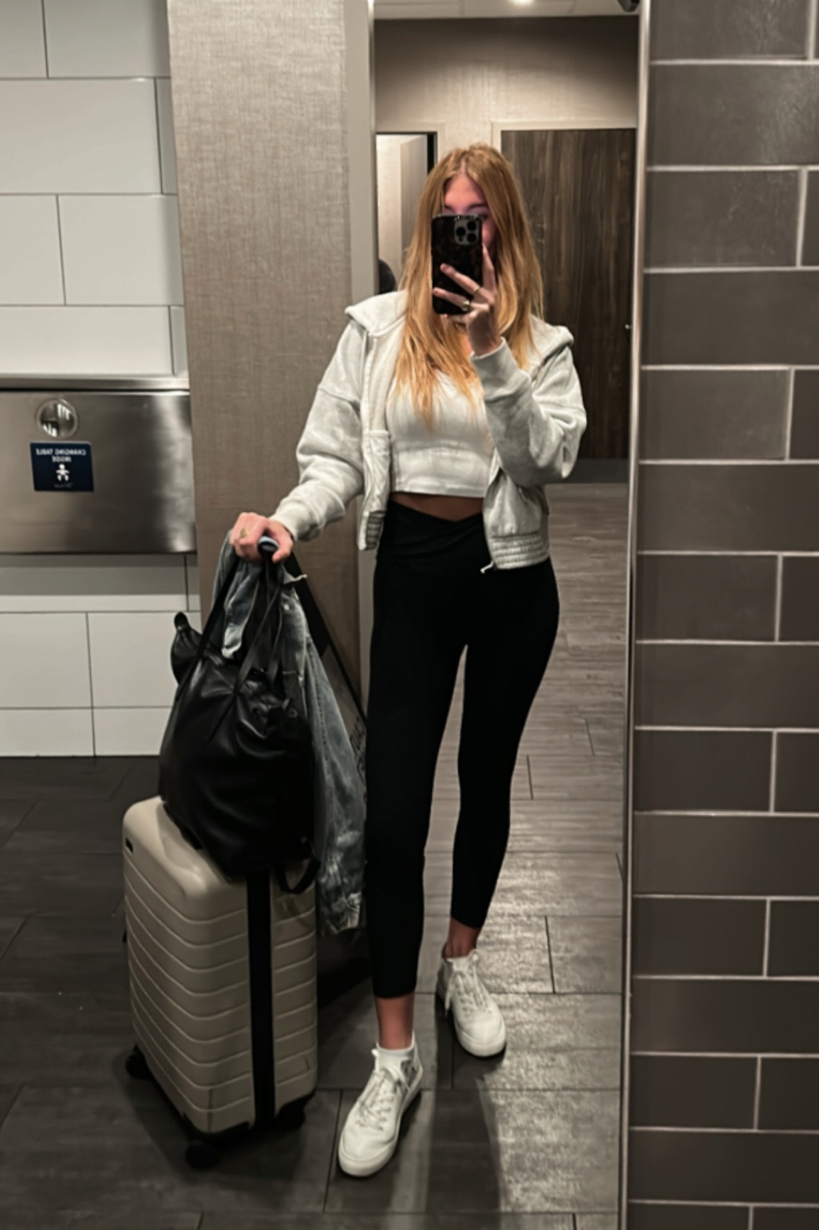 Cozy travel fit vibes 🫶🏽 #travelfit #ootd #beyondyoga #abercrombie #ootdshare #basics #casualstyle #travelwear #travelwithme #asseenonme 

#LTKtravel #LTKunder100