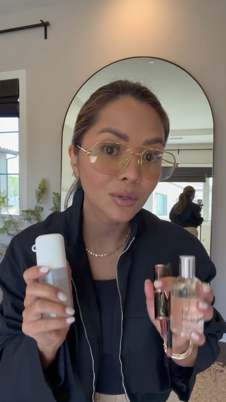 Lip combo and perfume of the day

#LTKBeauty #LTKootd #LTKgrwm