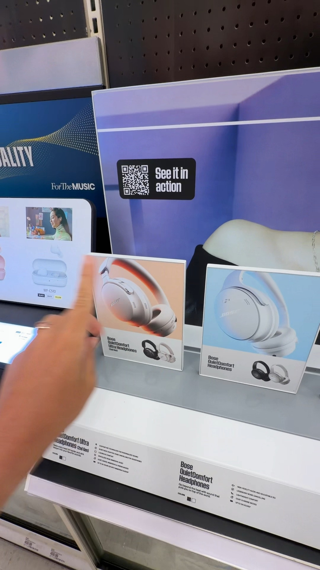 1st gen Bose quietcomfort ultra headphones #boseheadphones #bose #bosequietcomfort

#LTKHome