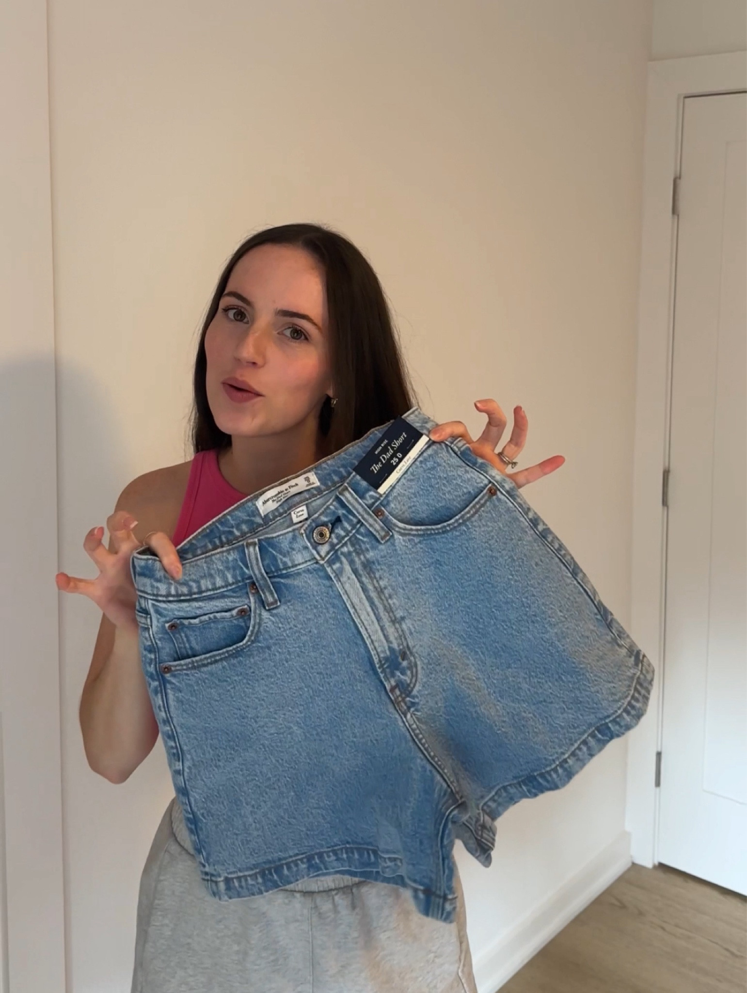 Mom jeans | dad shorts | denim shorts | summer outfit | summer closet staple