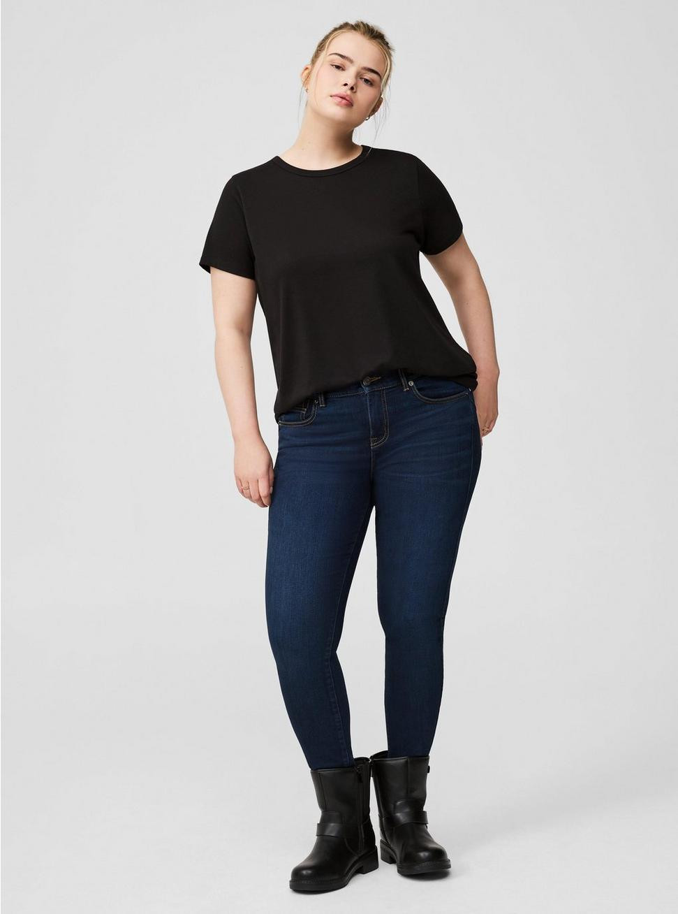 Everyday Signature Jersey Crew Neck Tee | Torrid (US & Canada)