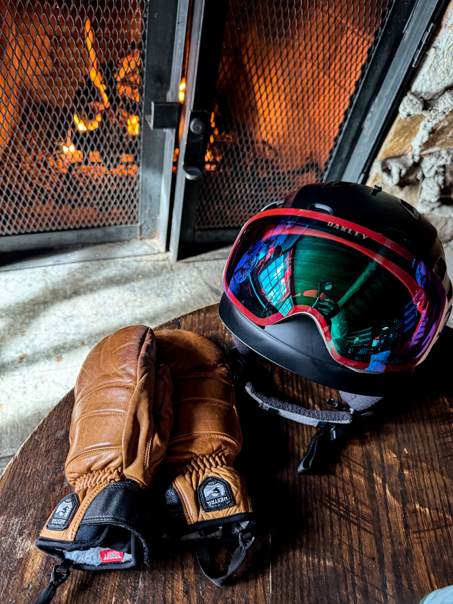 Investing in quality ski and snowboard gear is essential for being comfortable on the mountain. Especially if you want to get through a lot of runs. Oakley goggles and Hestra gloves have never failed me. The oakleys are super clear and these lenses work great on both cloudy and sunny days. My Hestra gloves are extremely warm which is great for me because my hands always get cold first  

#LTKSeasonal #LTKfitness #LTKstyletip