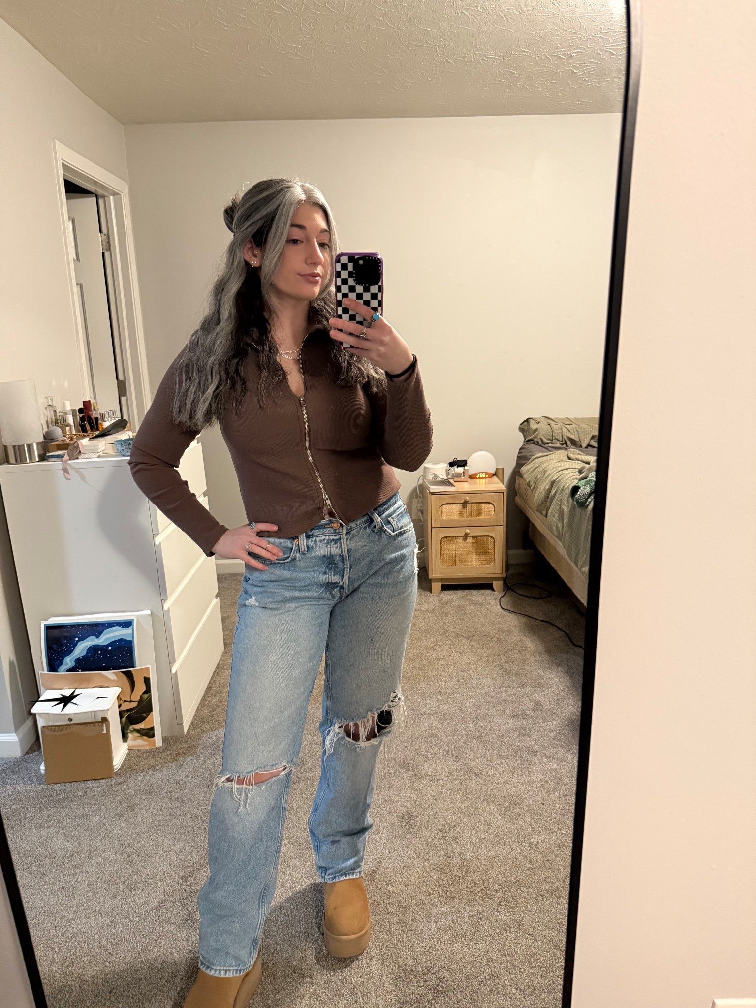#ootd #target #silverhair #grayhair #silversister #ugg #h&m #casetify

#LTKdayinmylife #LTKootd #LTKgrwm
