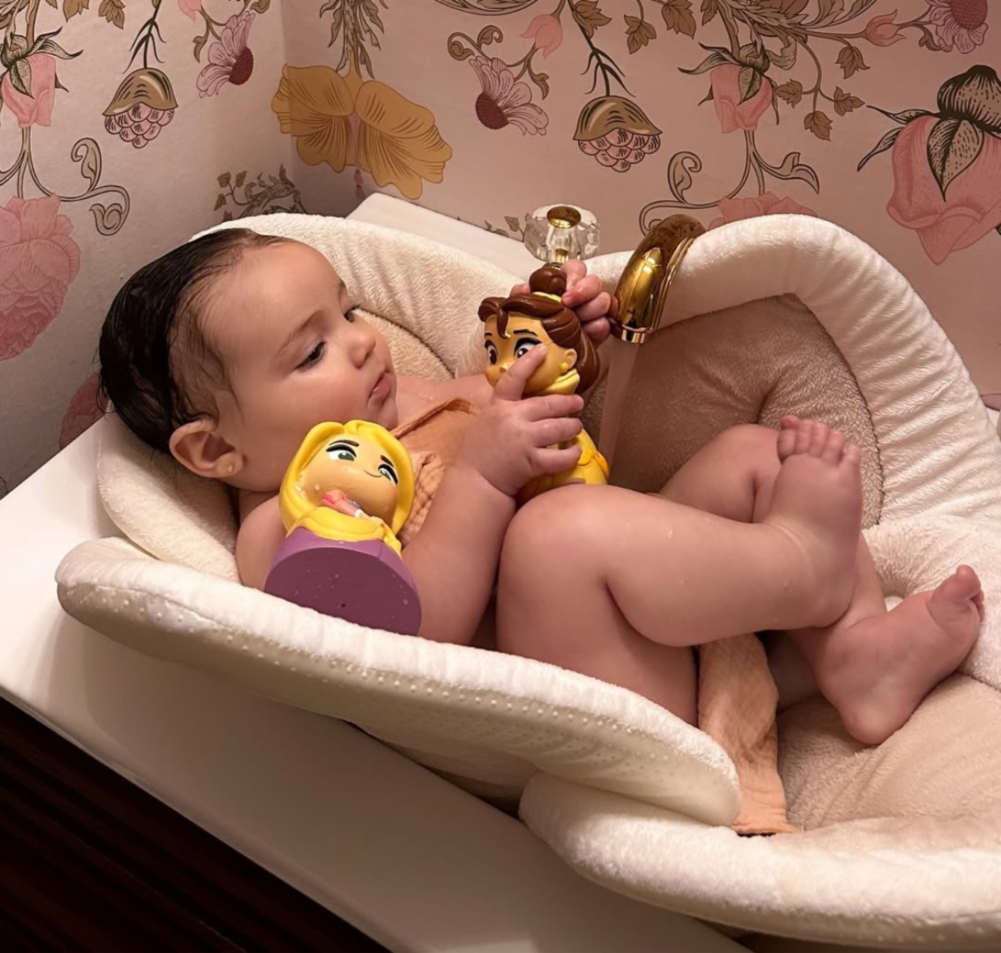 My baby’s bath time essentials🫧🧸

#LTKHome #LTKKids #LTKBaby