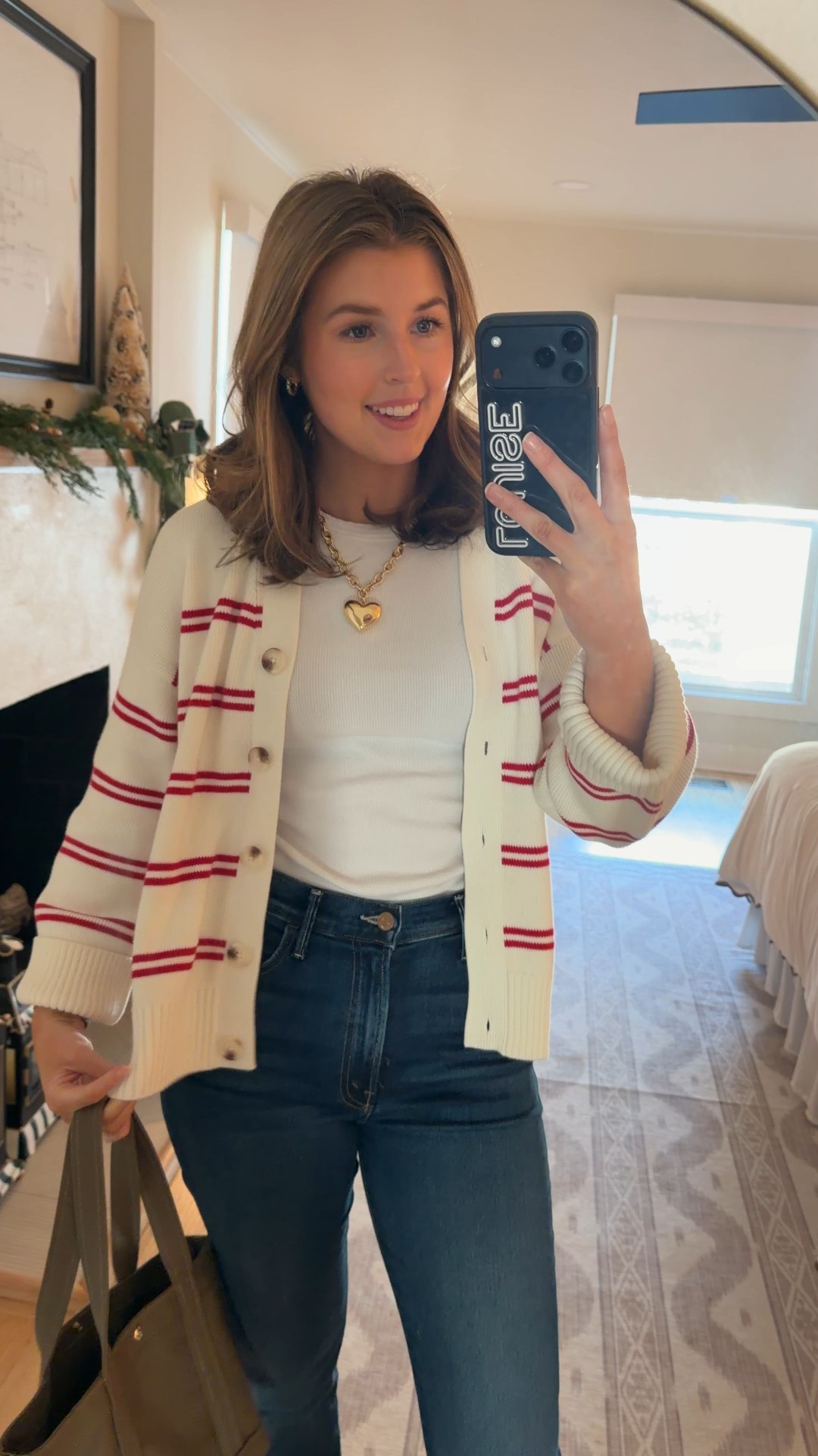 OOTD! Wearing an XS in tops and 26 in jeans 