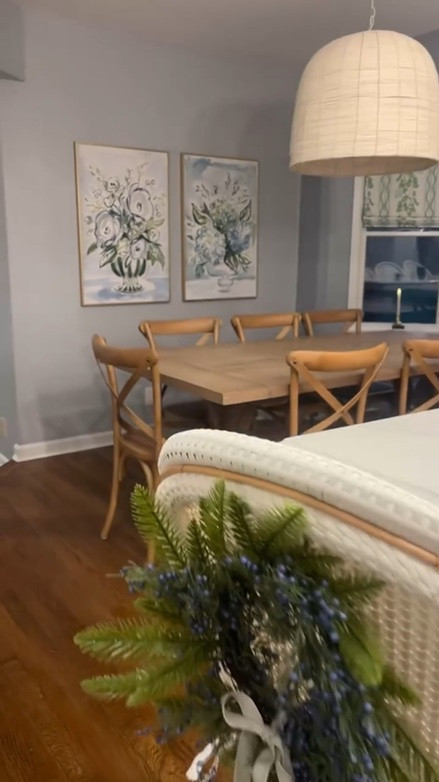 Stop ignoring that blank wall and fill it with gorgeous art! Bonus — code MEMORIAL gives you 40% off! Sale is sitewide & ends tonight! 

Reply SHOP for info 

Coastal home decor, blue and white home, classic coastal style, botanical prints, floral artwork, home decor, artwork sale, wall art, coastal artwork, classic coastal home, cyber Monday sale 

Comment SHOP below to receive a DM with the link to this post on my LTK ⬇ https://liketk.it/5ElyH