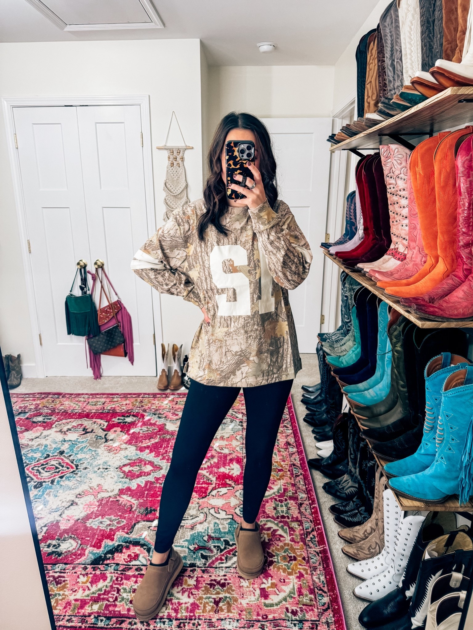 Camo jersey long sleeve top in a small from Walmart and leggings 

#LTKFindsUnder50 #LTKMens #LTKootd