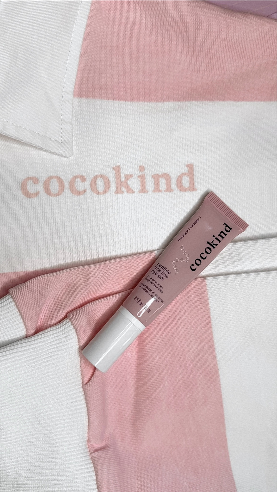 First of all, how dang cute is this @cocokind sweater!?💕🤍 BUT have you heard about the new product!?💕✨ #cocokindpartner 

The new Peptide Fine Line eye gel helps to soothe and smooth under eyes 👀 It gives my under eyes such a glow and hydrated skin immediately. #cocokind 

Available at @ultabeauty or @cocokind also up on my LTK 🔗 🛒 



#LTKHoliday #LTKGiftGuide #LTKBeauty