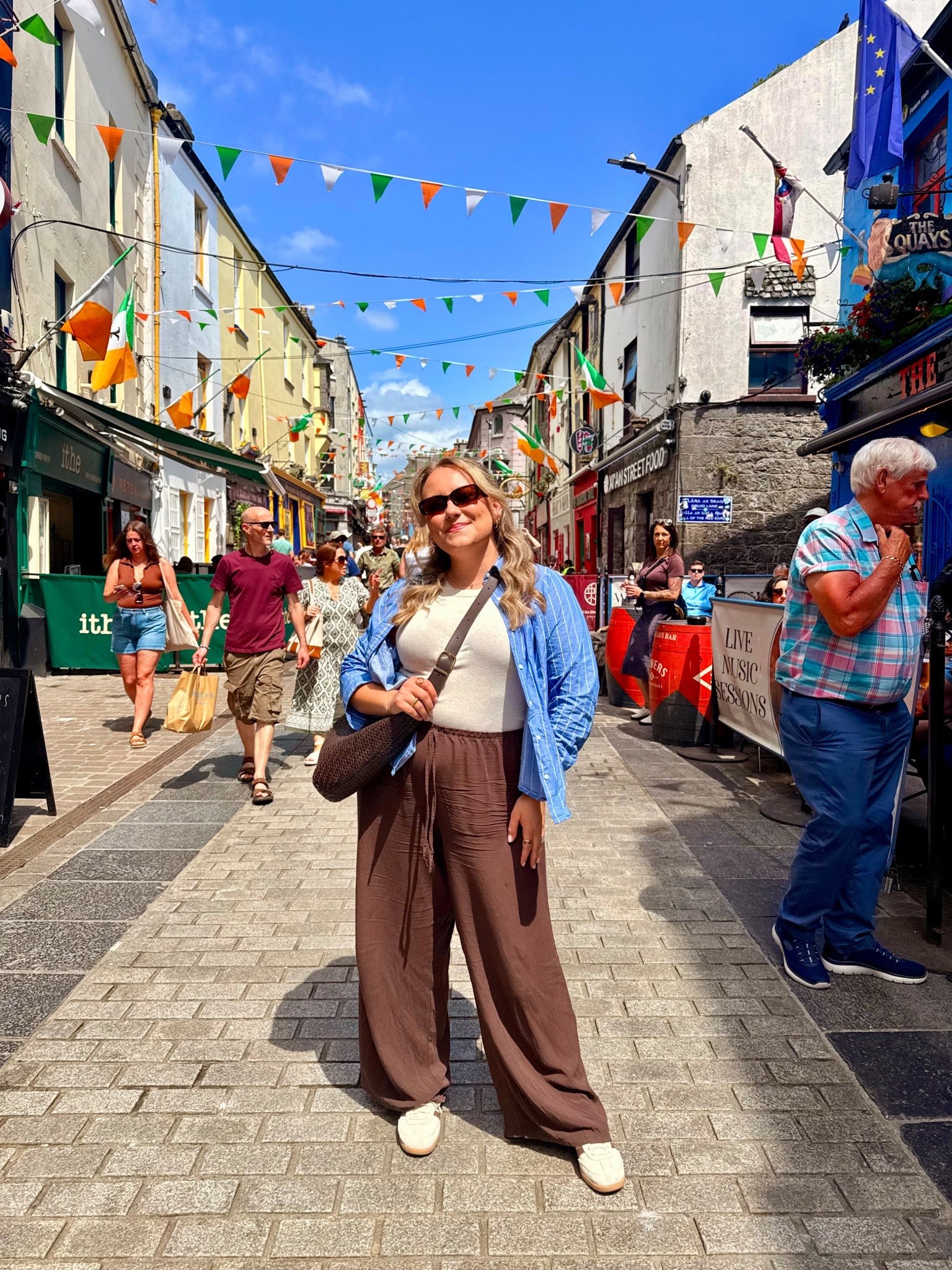 🇮🇪Everything I wore in Ireland🍀
📍Wandering around the Latin Quarter in Galway

#LTKMidsize #LTKTravel #LTKStyleTip