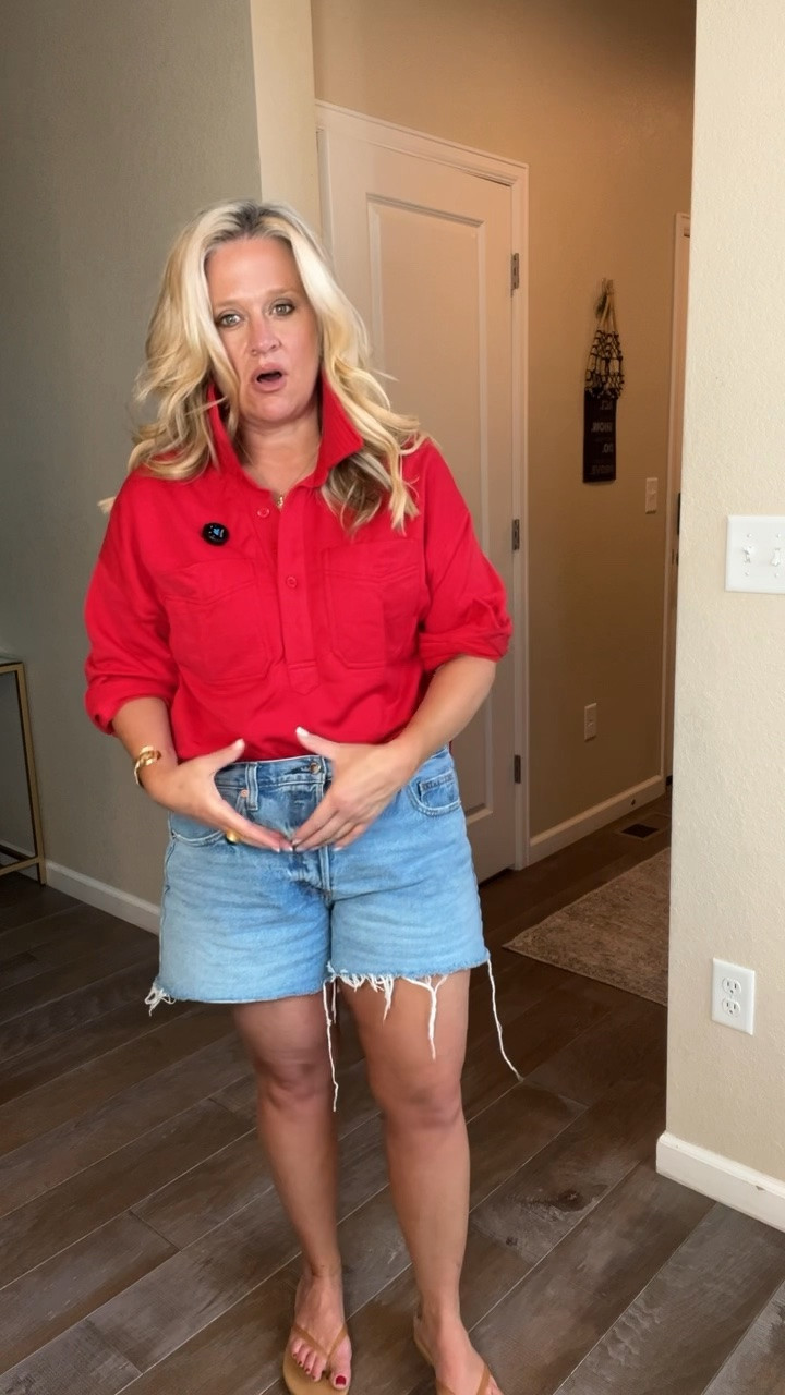 ✨Tap the bell, save and ❤️ start here over 40 fashion, midlife style, midsize fashion and luxury looks for less.  

⬇️Sizing information:
Sweatshirt medium (size down if in between sizes.) shorts 12 tts 

 his is the kind of sweatshirt that makes comfy still look pulled together. 🙌

The soft cotton is breathable and cozy, but the polo collar and stitching give it that little bit of polish that keeps it from feeling sloppy.
And the fit is doing some Outfit Physics™ for us too:

LIFT with the collar.
SKIM with the oversized shape and curved hem.

Add jeans, trousers, or leggings and you’ve got an easy everyday outfit that still feels intentional.


And for my sports moms grab your team color and you’re game-day ready. 🏐🏈⚽️


Same body. Different physics.


👑 Helping you look good, feel good. —Lindsey Denver

#LTKOver40 #LTKMidsize
