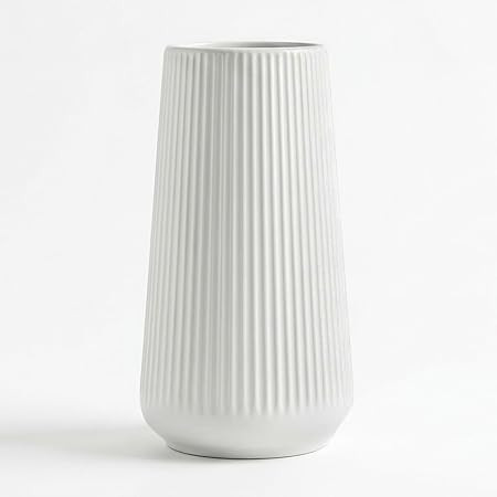 White Ceramic Vase, GUKJOB Small Cute Flower Vase for Pampas Grass, Home, Living Room, Dining Tab... | Amazon (US)
