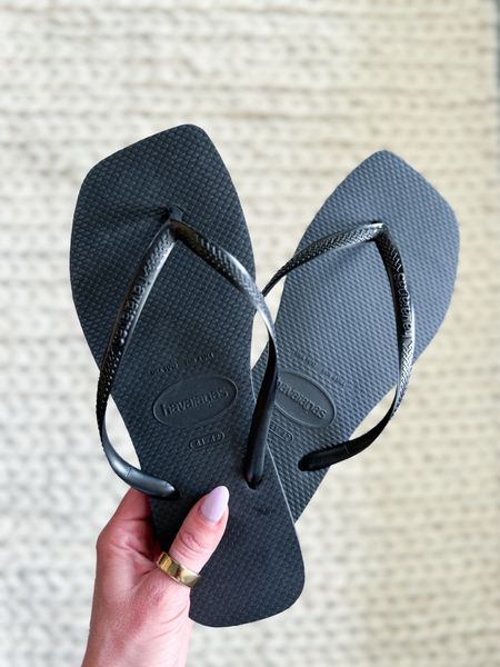Summer Sandal Trend — Square Toe Flip Flops (size up if between sizes) 
Women’s Sandals - Cute Sandals - Black Sandals 

#flipflops 
#sandals 
#havaianas

#LTKShoeCrush #LTKStyleTip #LTKSwim