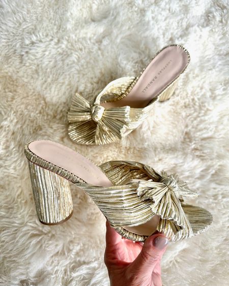 Sale alert 🚨These metallic heels from Bloomingdales now on sale! So cute for the fall 🍂✨

#LTKover40 #LTKsalealert #LTKCon