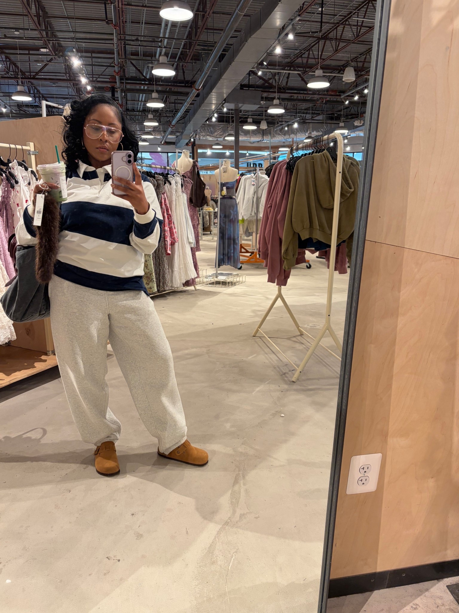 Your off-duty look just got a MAJOR upgrade 🤎✨

Mixing sporty + cozy with a touch of effortless luxe — because comfort can still be THAT girl.

From the iconic Lululemon rugby vibes to oversized Gap sweats, paired with everyday Birkenstock comfort… this is your go-to uniform for running errands, coffee dates, or soft life days ☁️

Statement bags + chic accessories take it from basic to elevated real quick.

Tap into cozy season the right way 🛍️
Shop all my looks on LTK: @tinasnow_

#LTKStyle #LTKFinds #LululemonStyle #GapStyle #Birkenstock #CozyChic #OffDutyLook #AthleisureWear #EverydayLuxury #TinaSnowStyle#Explore

#LTKSeasonal #LTKmomlife #LTKActive