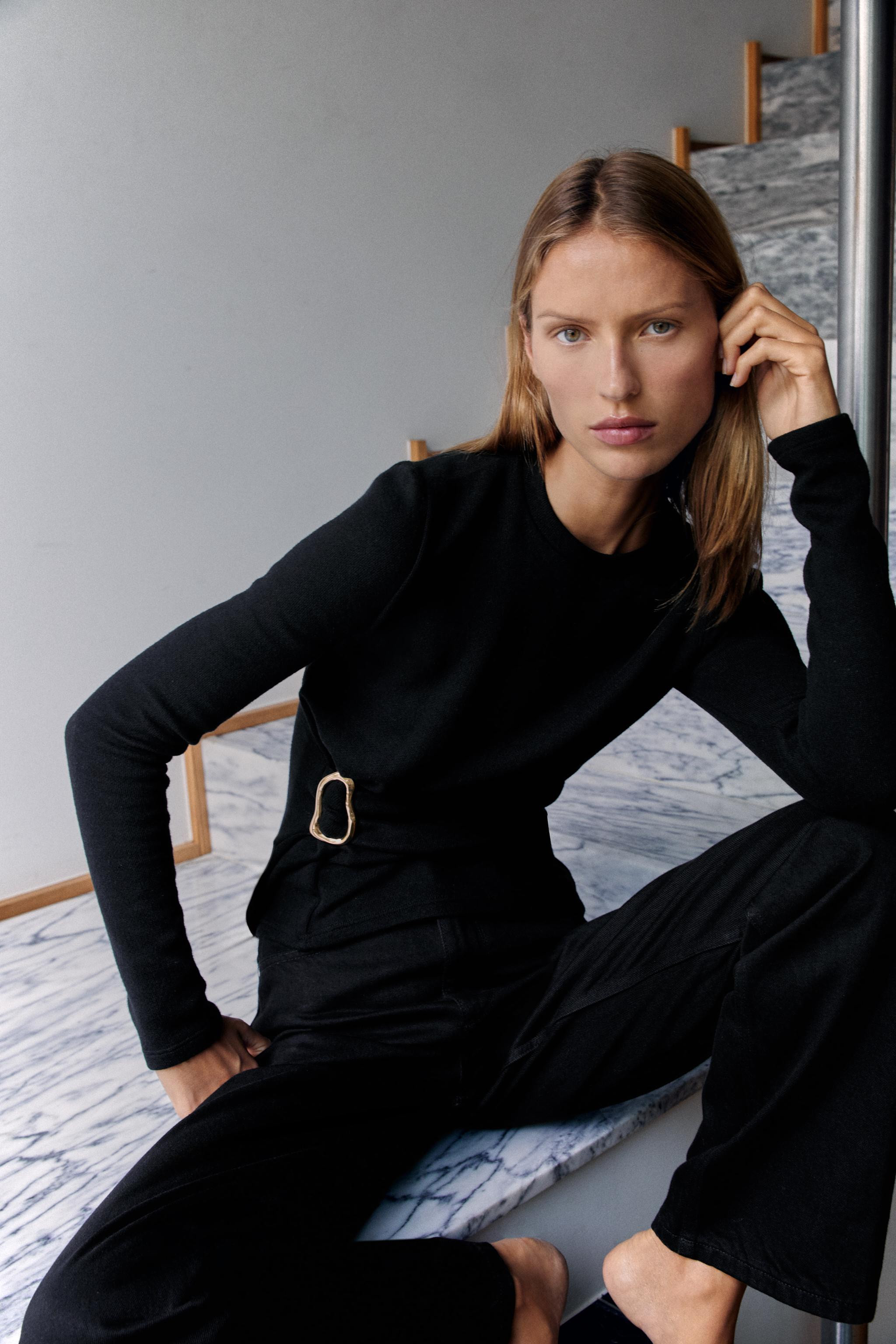 SOFT TOP WITH EMBELLISHMENT | Zara UK