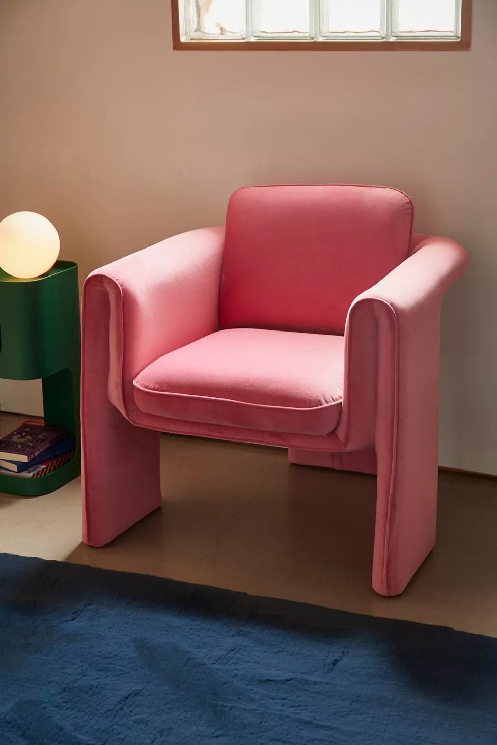 Floria Velvet Chair | Urban Outfitters (US and RoW)