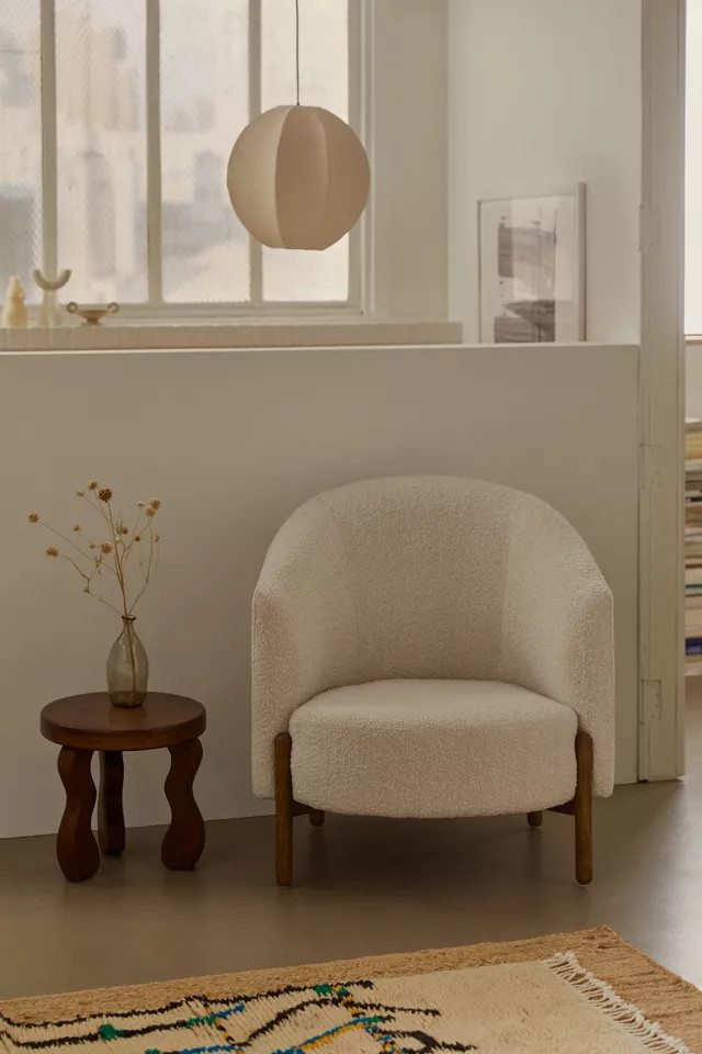 Arlo Boucle Chair | Urban Outfitters (US and RoW)
