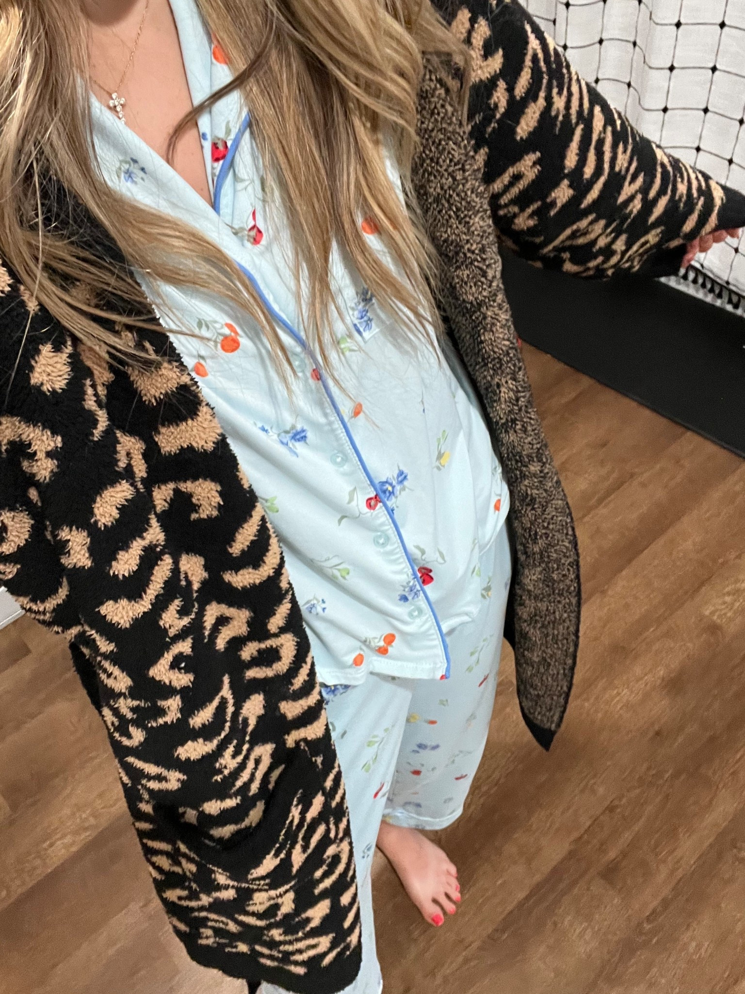 My newest pjs that I love! Walmart for under $20. Robe is also linked from Amazon🥰

#LTKmorningroutine #LTKootd #LTKdayinmylife