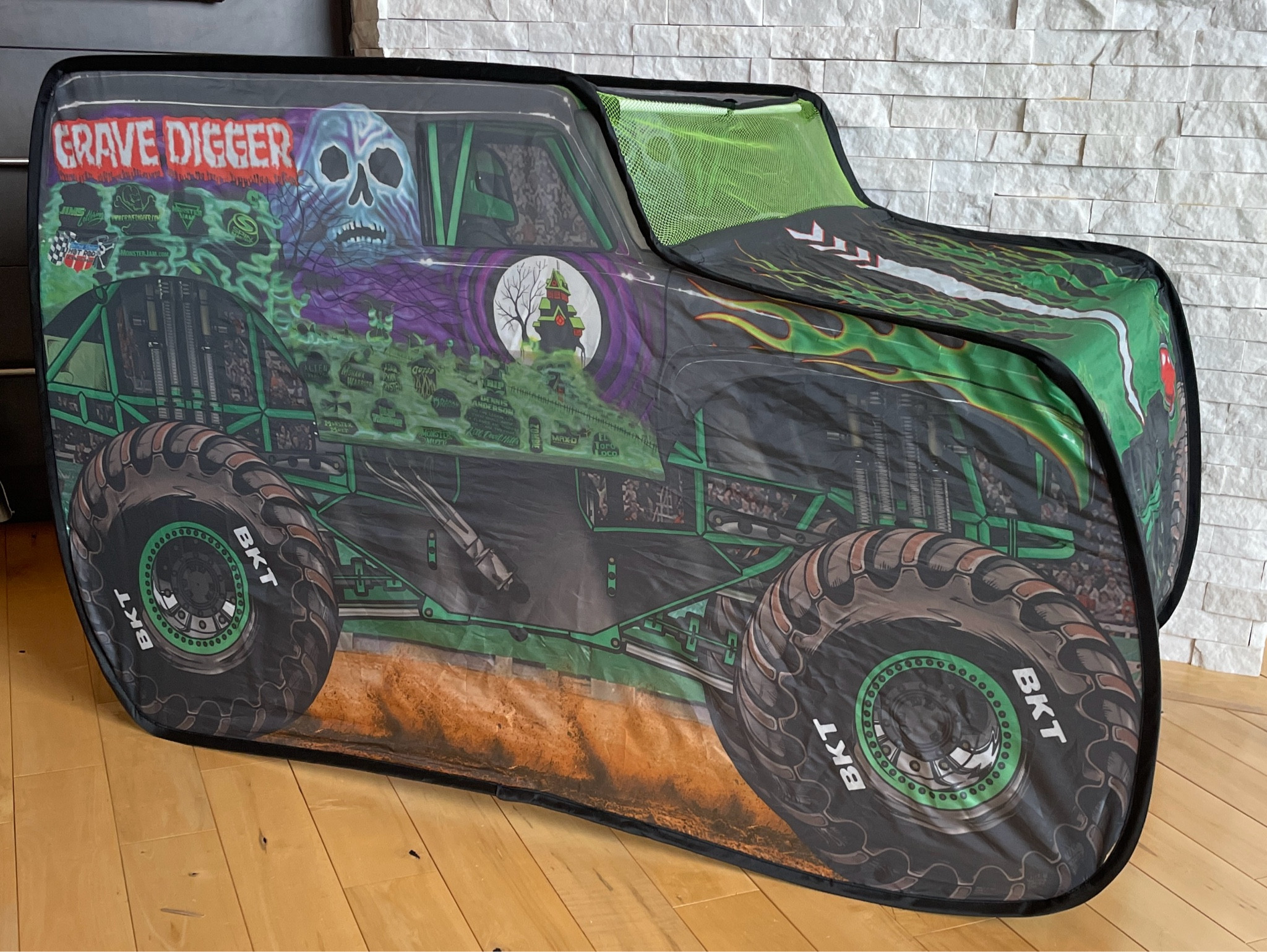For those truck loving toddlers.

Bring a life-sized version of the iconic Monster Jam Grave Digger Truck to your home. This pop up monster truck makes playtime even more fun. Bonus, it can easily be taken down to store and play for another day. 

#LTKKids