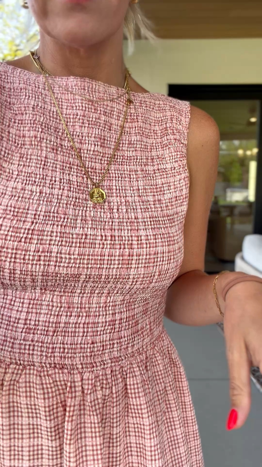 This one looks so expensive! I’m in a medium! 