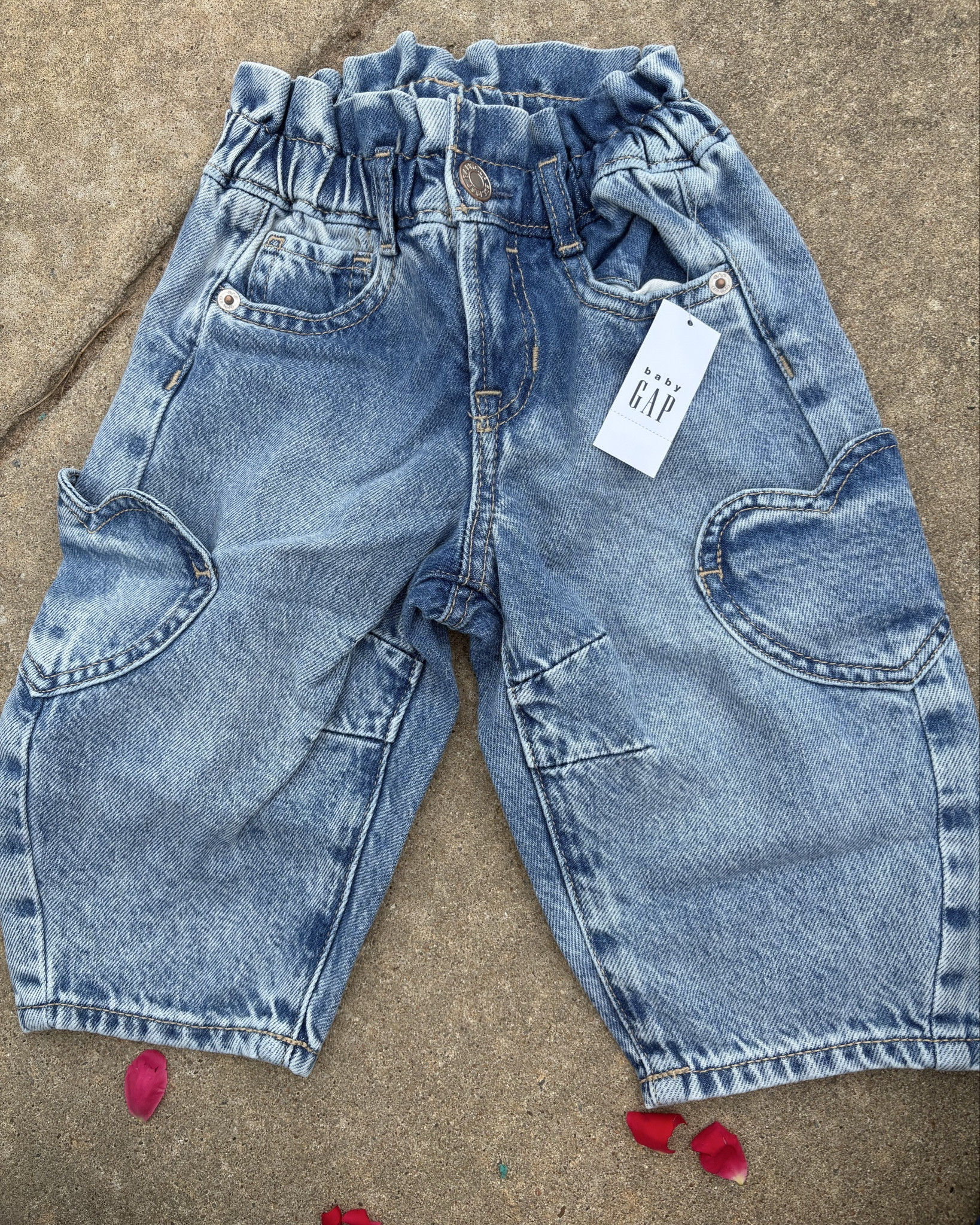 baby gap Jeans 

#LTKKids #LTKBaby #LTKSaleAlert