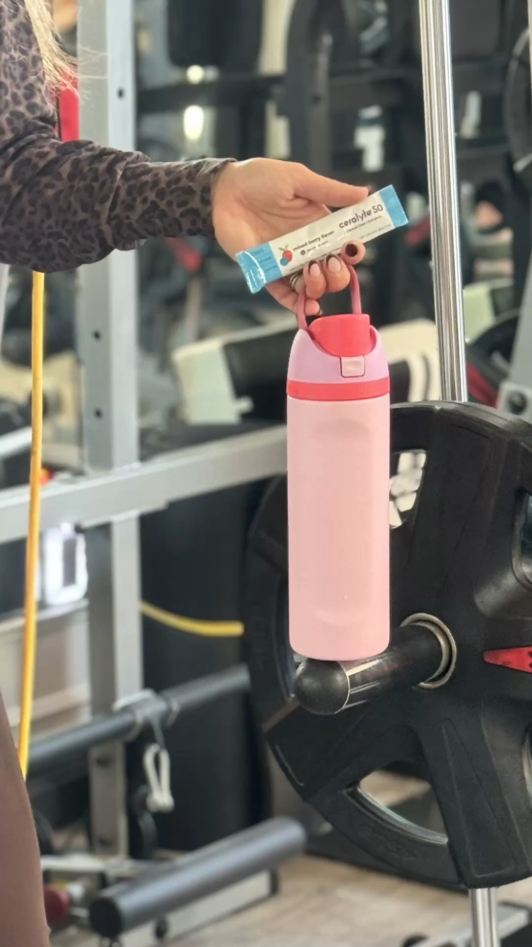 Time to level up the hydration game. 

Swapping out the sugary sports drinks for this clean, rice-based formula. Why? Because my body deserves maximum rehydration without the crashes, artificial sweeteners, or junk. It uses complex carbs for absorption, which means clean energy that lasts.
If you're serious about your clean fuel, ditch the sugar and check out Cera Products.

#CleanHydration #Cerasport #NoAddedSugar #PostWorkout #WorkoutFuel #ElectrolyteMix #CleanEating #FitnessJourney #GymLife #RiceBasedHydration #NoJunk

#LTKActive #LTKfitnessgoals