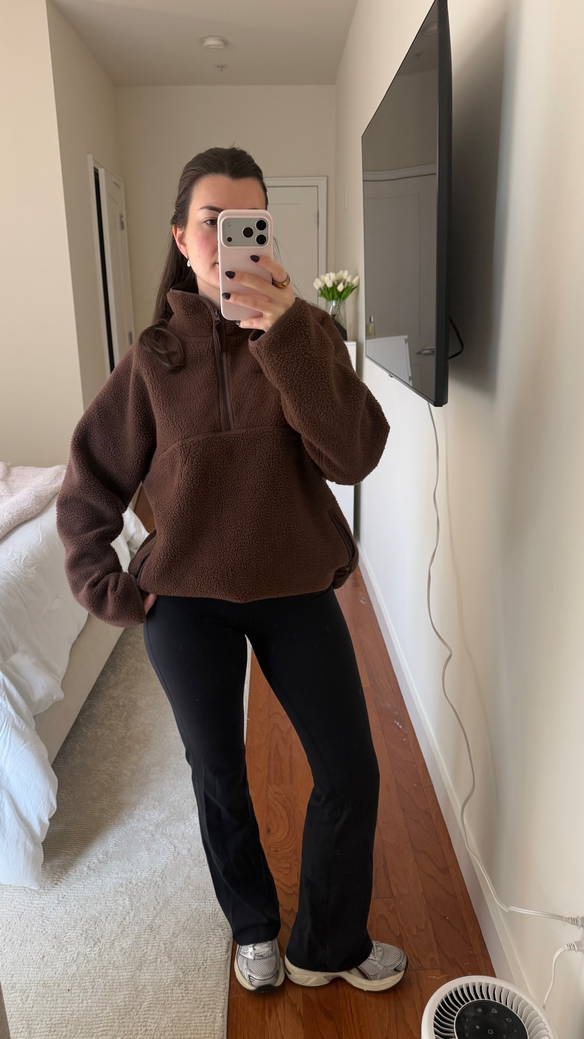 Casual coffee run fit

#LTKdayinmylife #LTKootd #LTKgrwm
