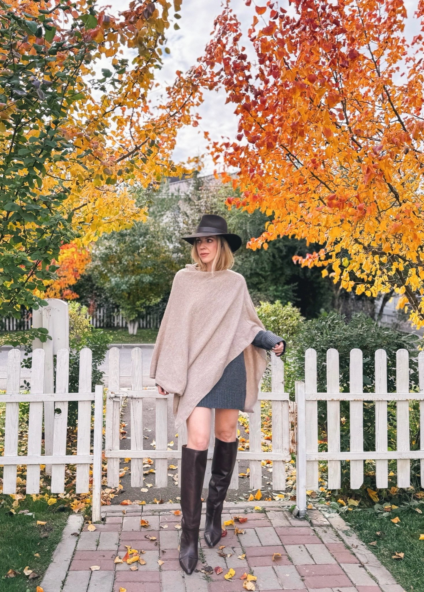 My cashmere blend poncho is back in stock and under $70 - such a chic, classic fall layer 🍁

#LTKSeasonal #LTKOver40 #LTKTravel