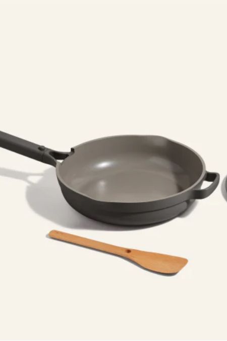 Non stick pan! Perfect for eggs :)

#LTKGiftGuide