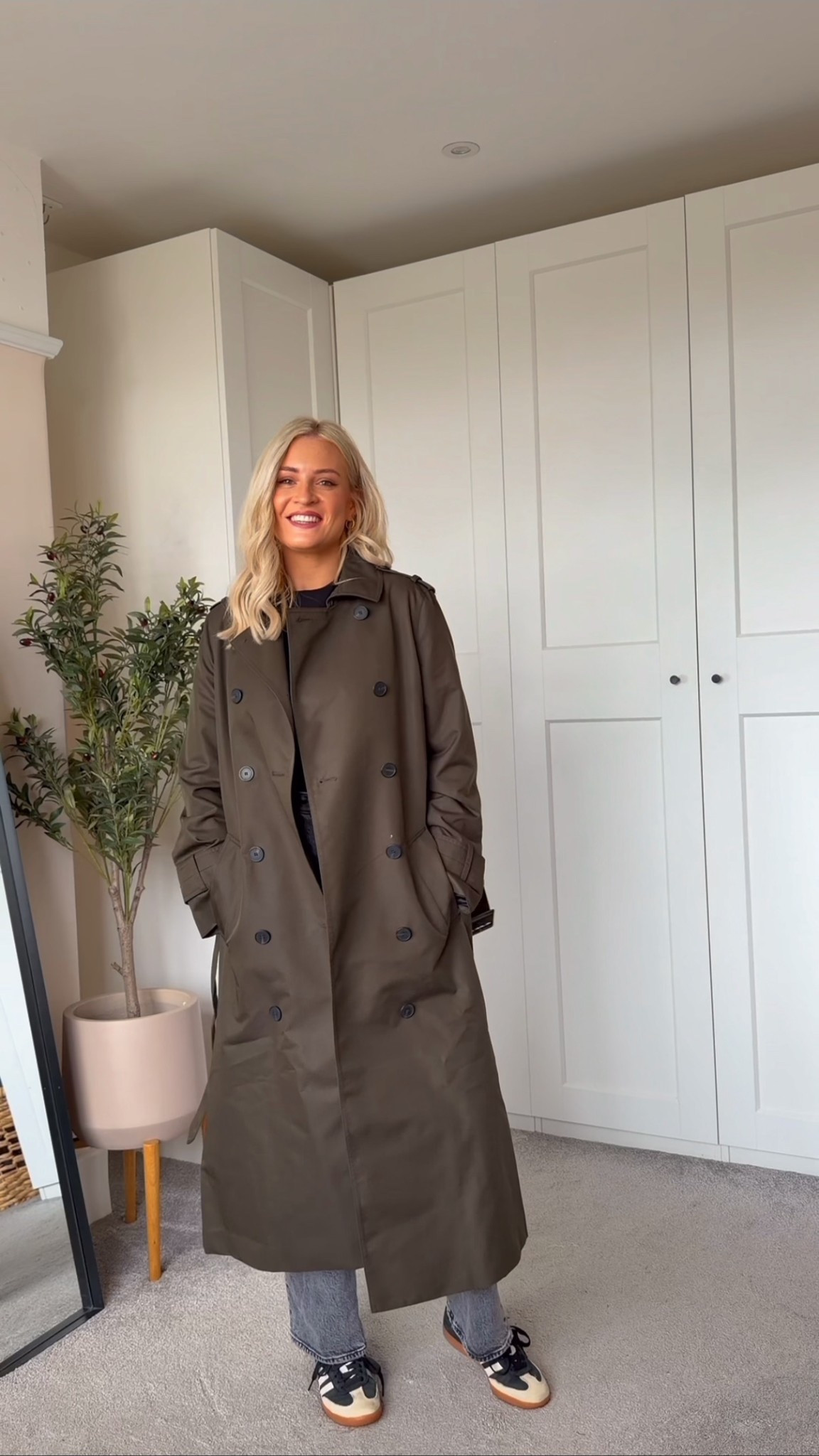 Zara waterproof trench - if you click the beige the green comes up too! Xxx 

#LTKuk #LTKautumn