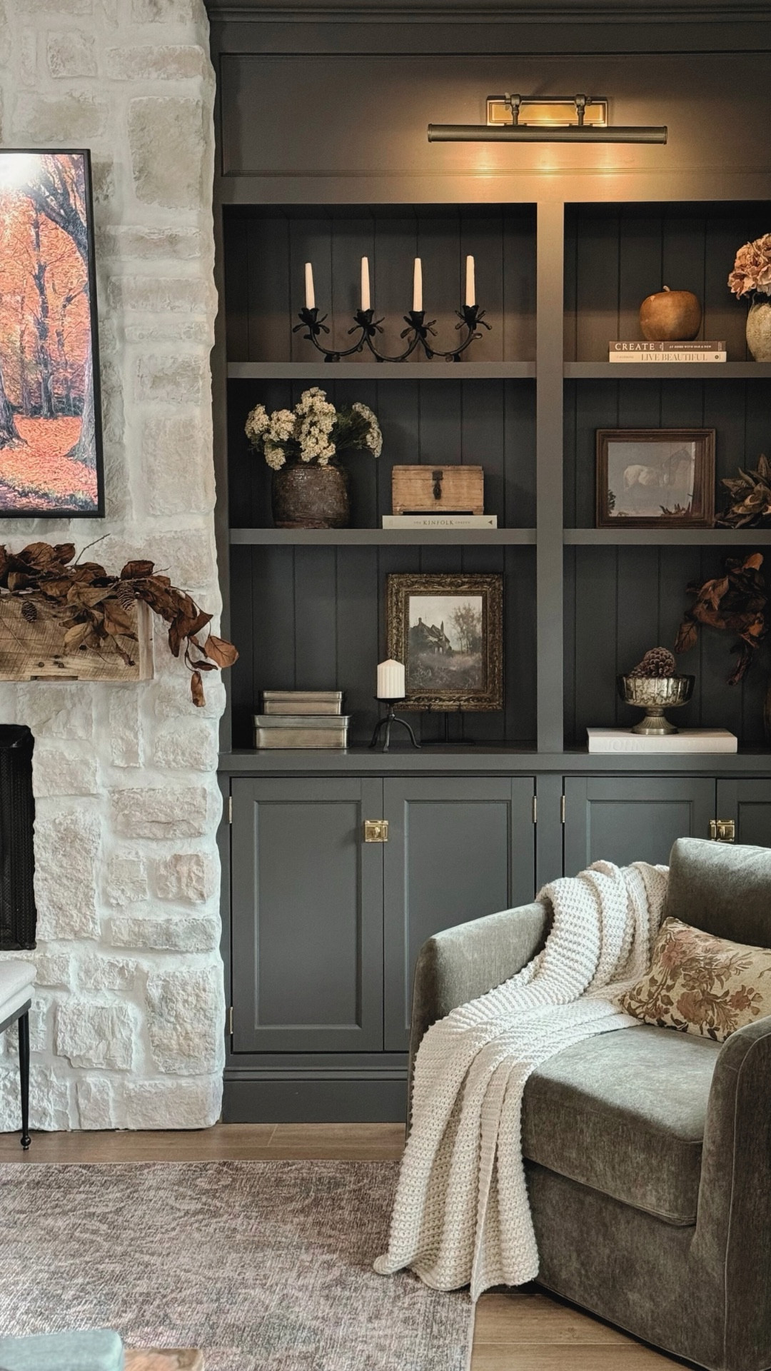 Early Fall Built in Styling

#LTKSeasonal #LTKHome